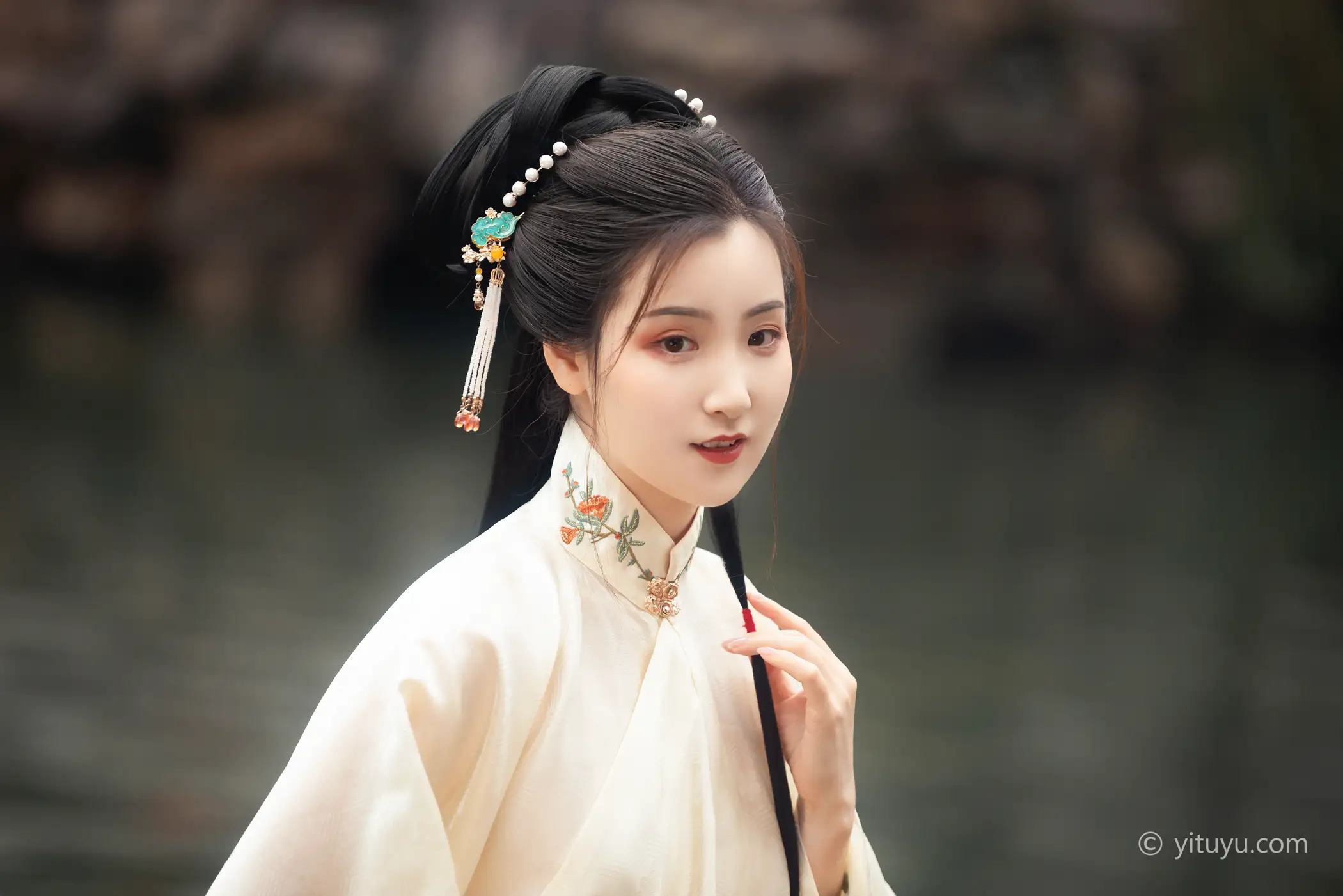 [艺图语] 2021.05.10 Vol.053 – 玉兰 金儿#[23P]-22