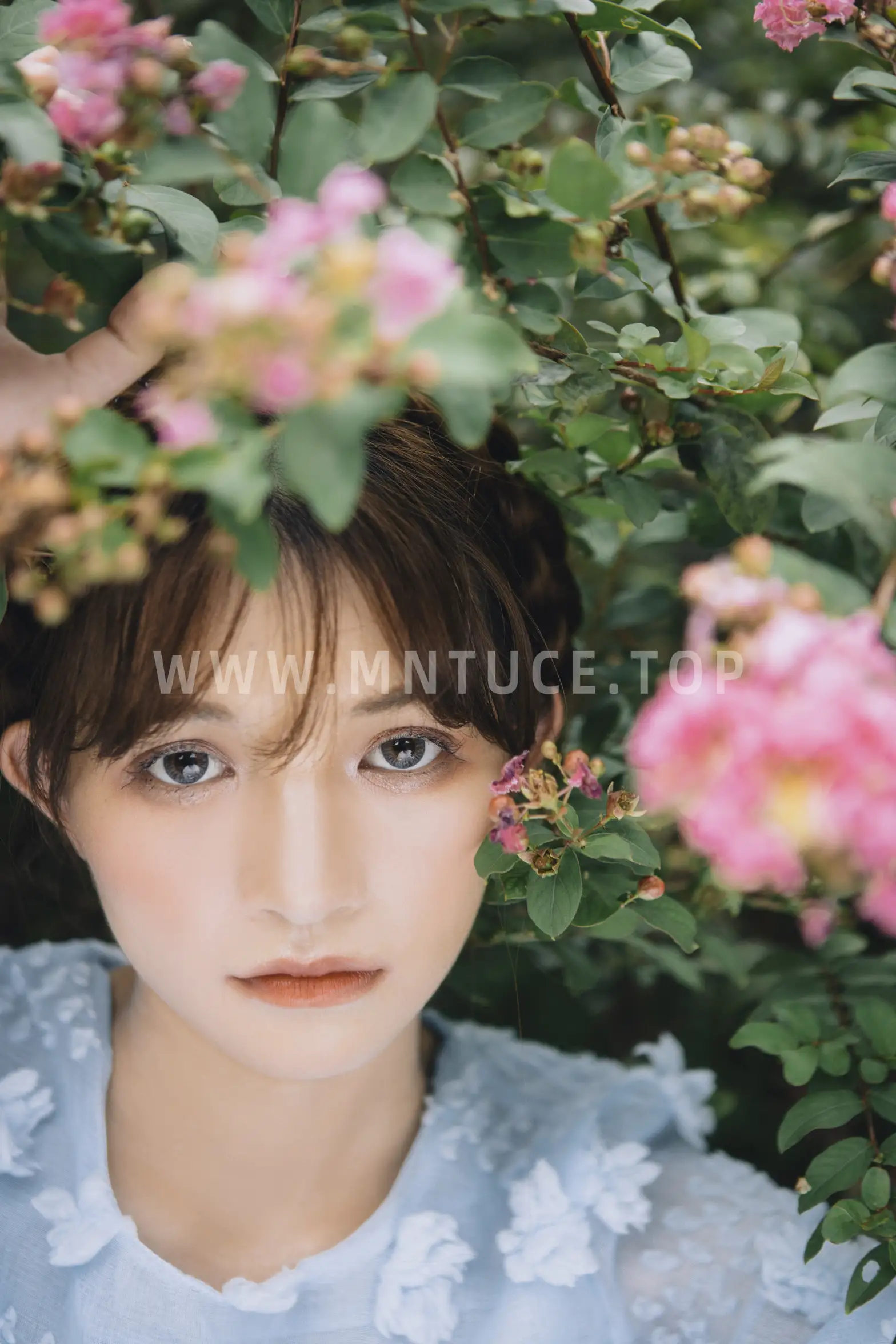 [艺图语] 2021.08.20 Vol.154 – 花都开好了 于斯#[28P]-18