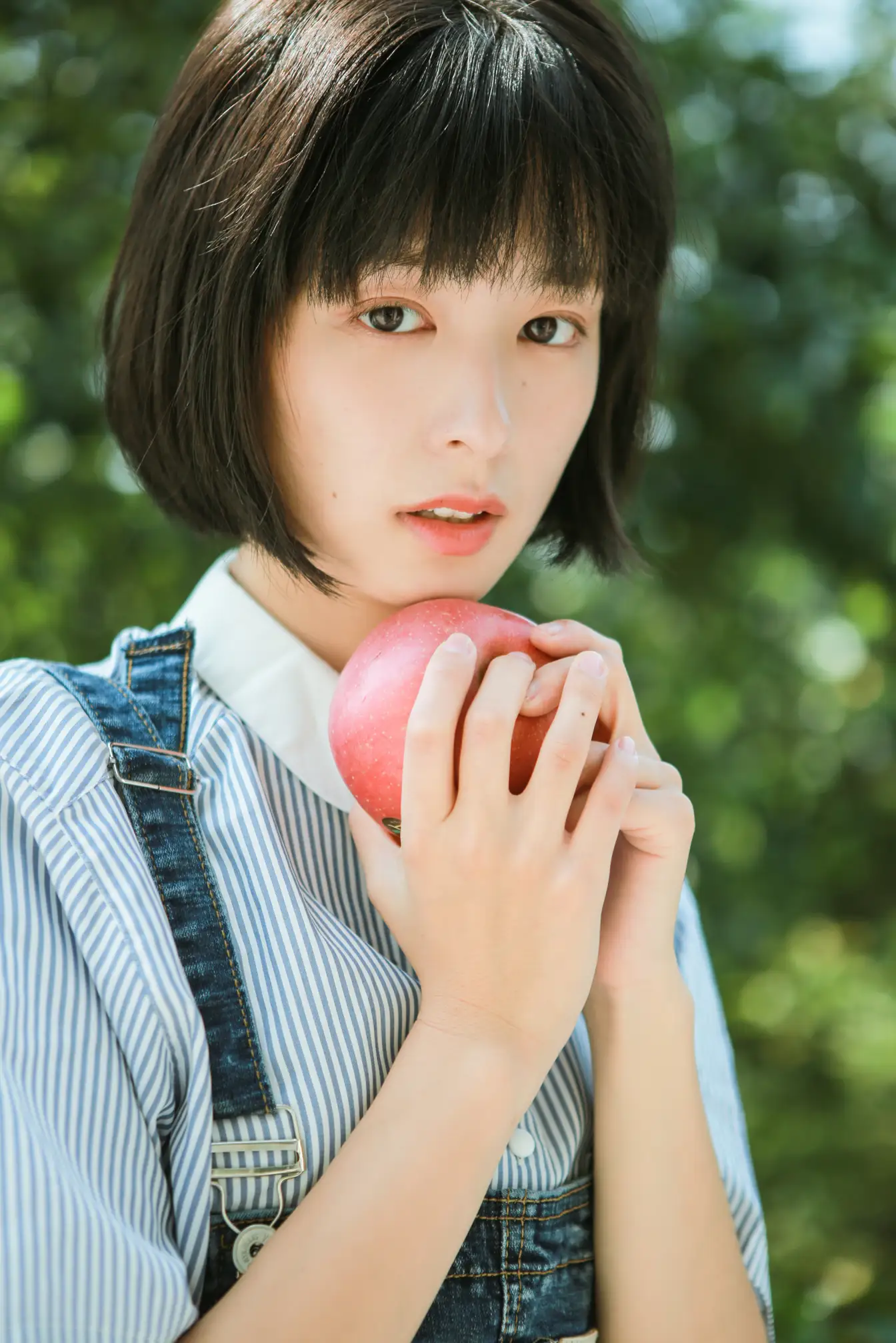 [艺图语] 2022.06.02 Vol.1062 – 去拥抱一夏天的风 万粘青#[30P]-18