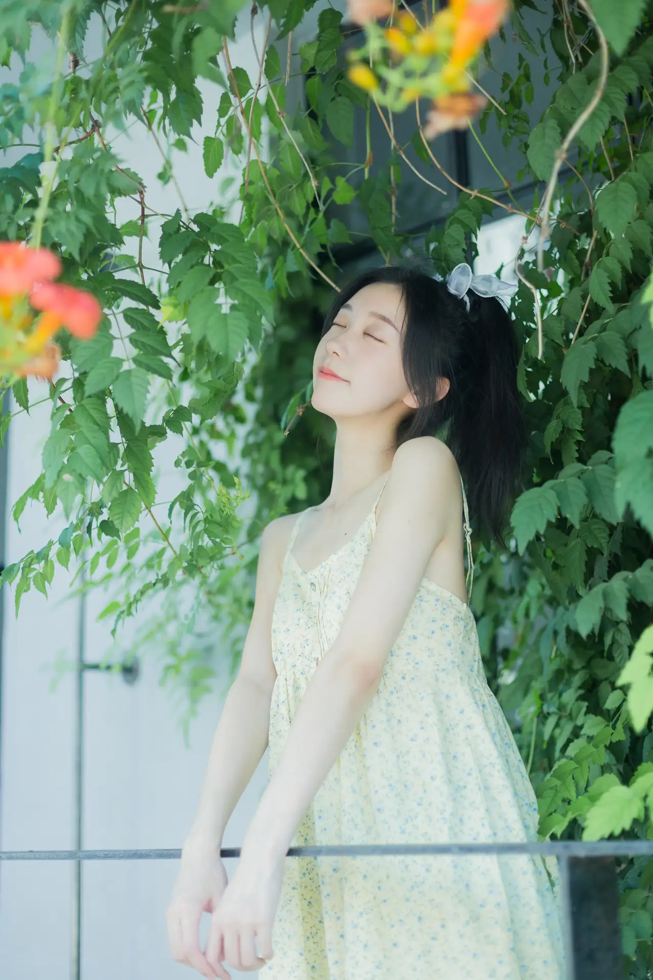 [艺图语] 2022.08.18 Vol.1732 – 夏日凌霄 饲猫少女 饲猫少女-#[33P]-12