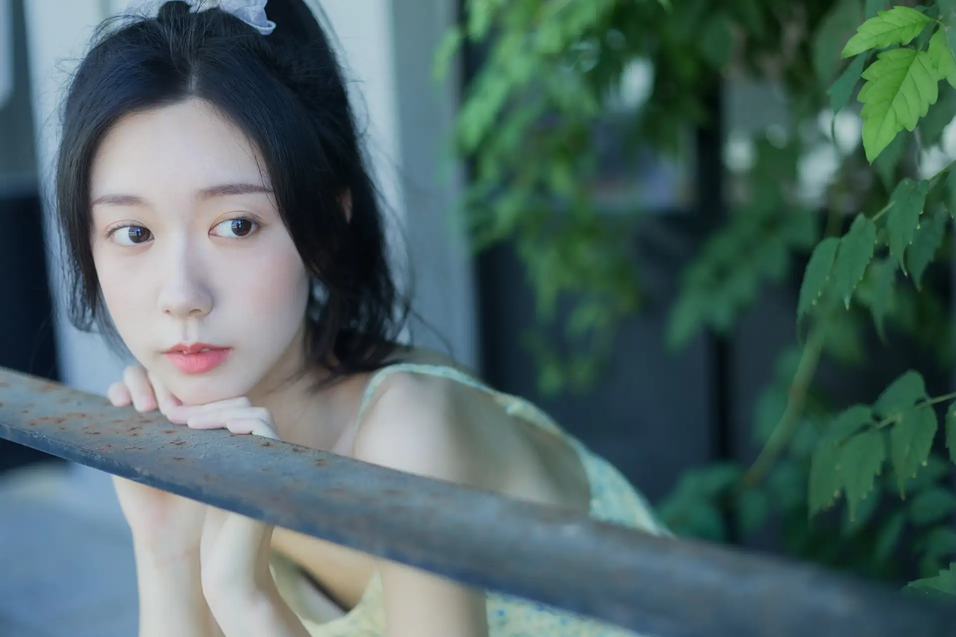 [艺图语] 2022.08.18 Vol.1732 – 夏日凌霄 饲猫少女 饲猫少女-#[33P]-13