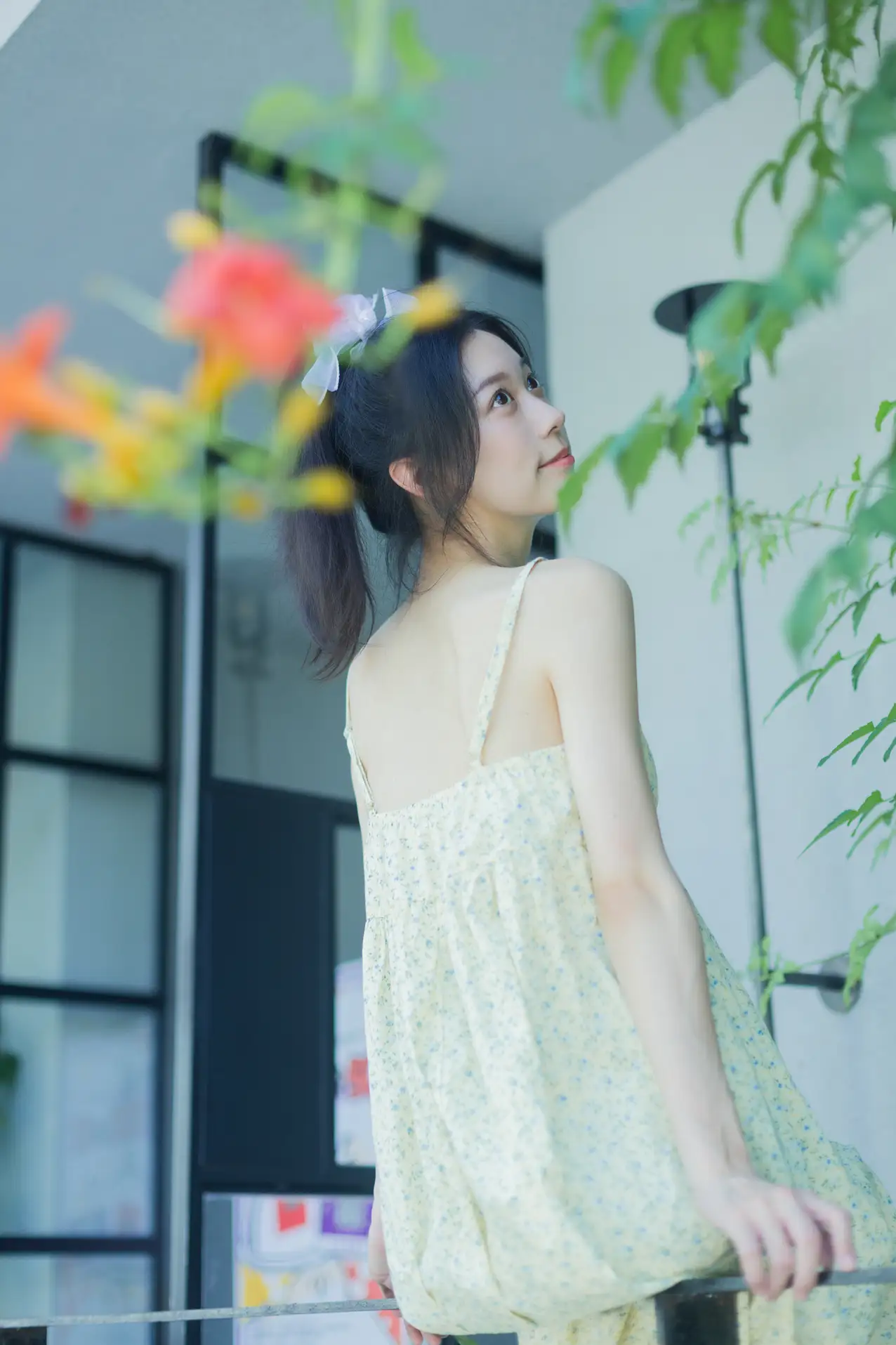 [艺图语] 2022.08.18 Vol.1732 – 夏日凌霄 饲猫少女 饲猫少女-#[33P]-19