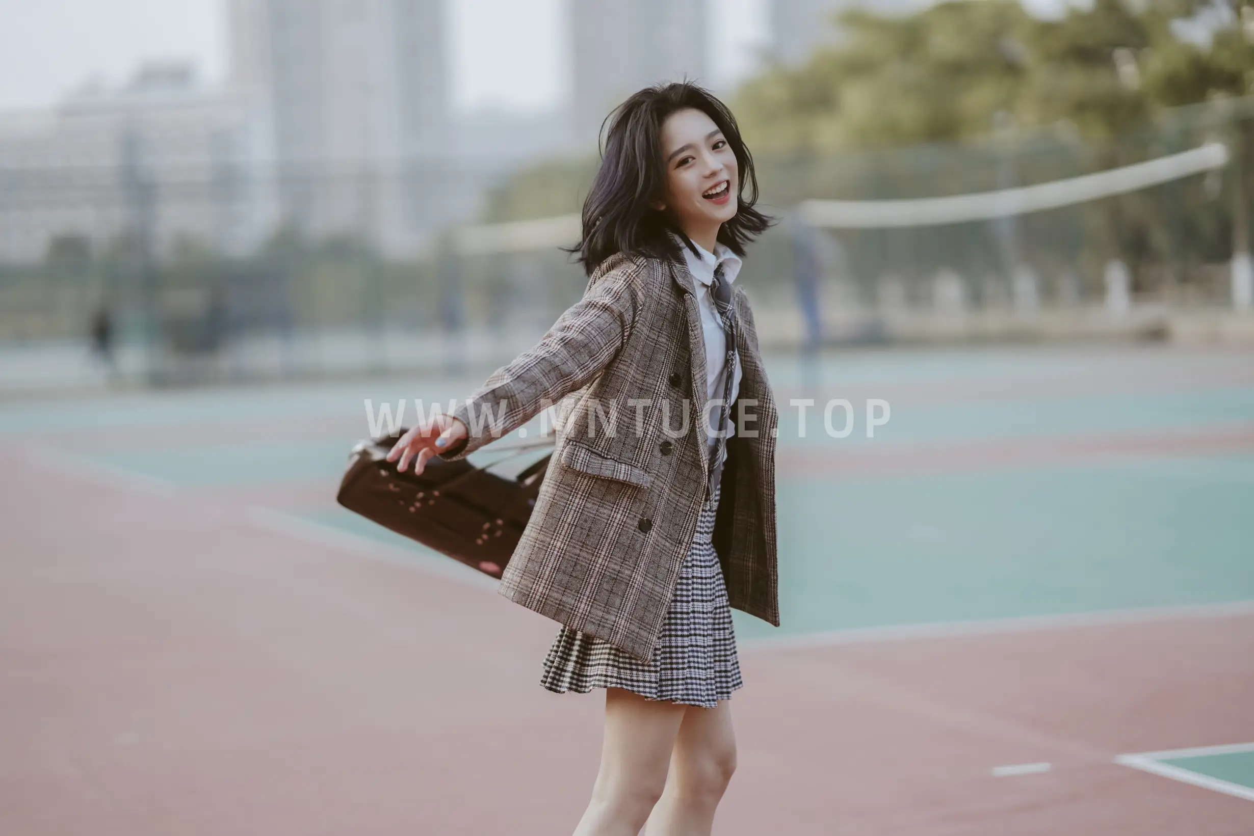 [艺图语] 2022.05.22 Vol.0955 – 你的眼中明暗交杂一笑生花 Enndme#[34P]-14