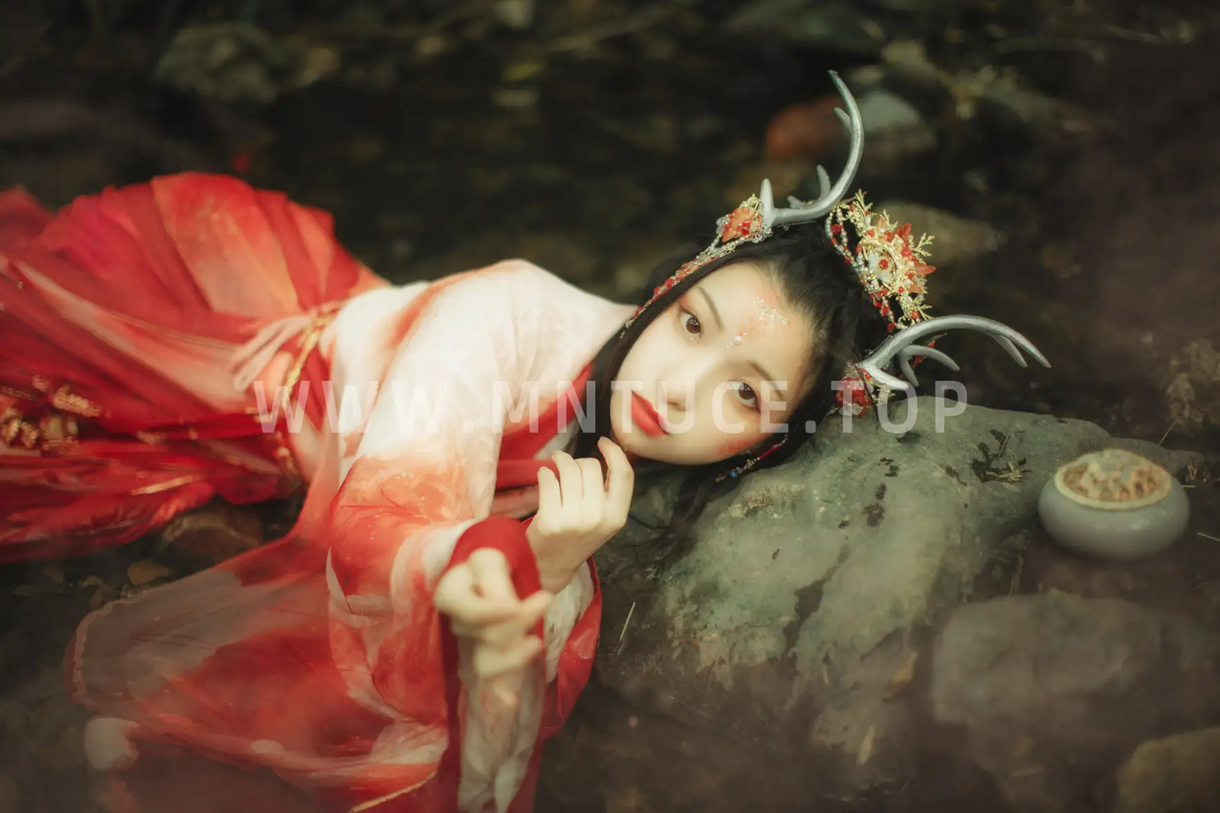 [艺图语] 2022.01.10 Vol.619 – 龙女 一千只大日日#[22P]-10