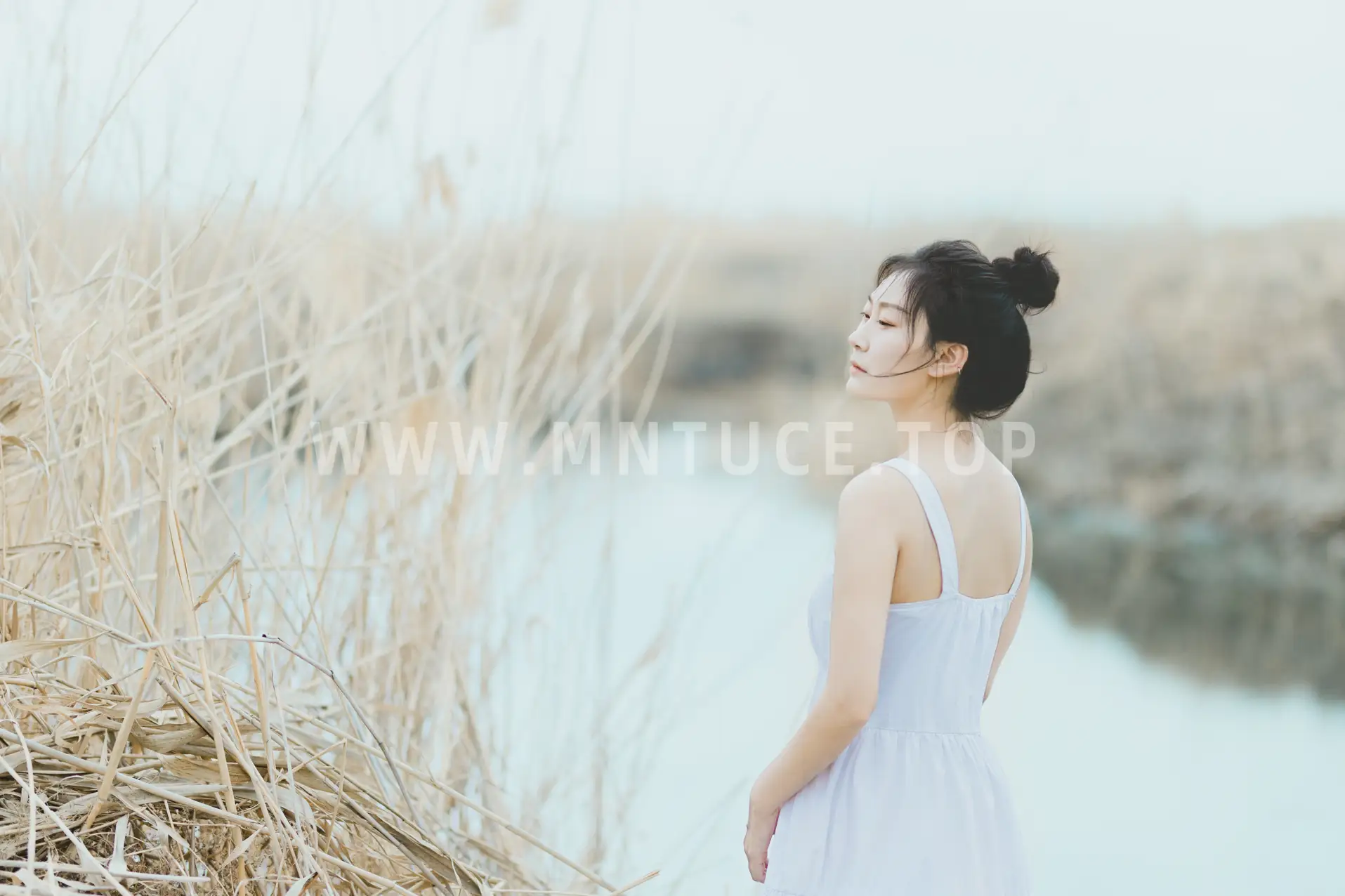 [艺图语] 2021.10.09 Vol.341 – 等春来 映霞#[22P]-19