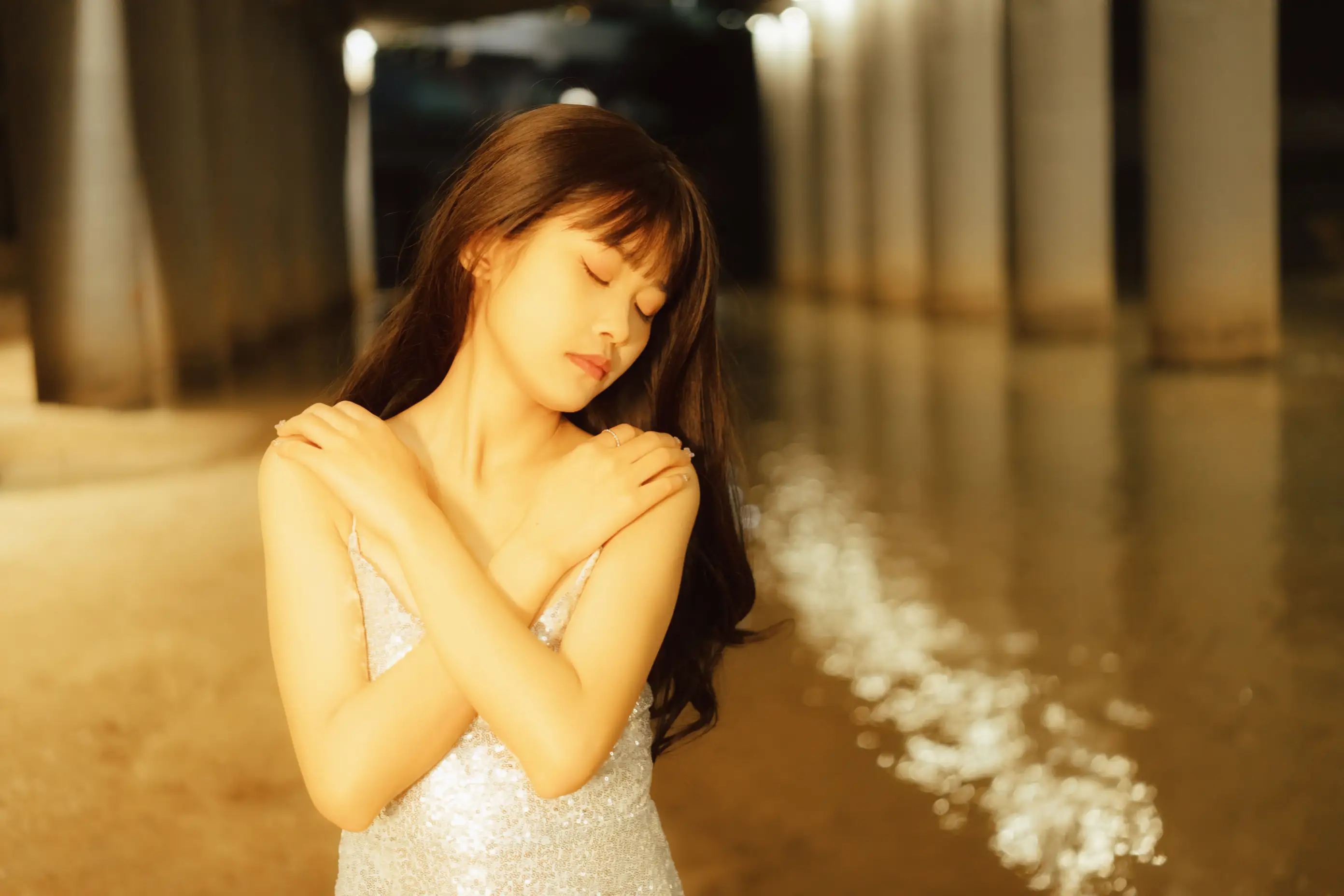 [艺图语] 2021.11.25 Vol.471 – 桥洞下的少女 小可#[24P]-17