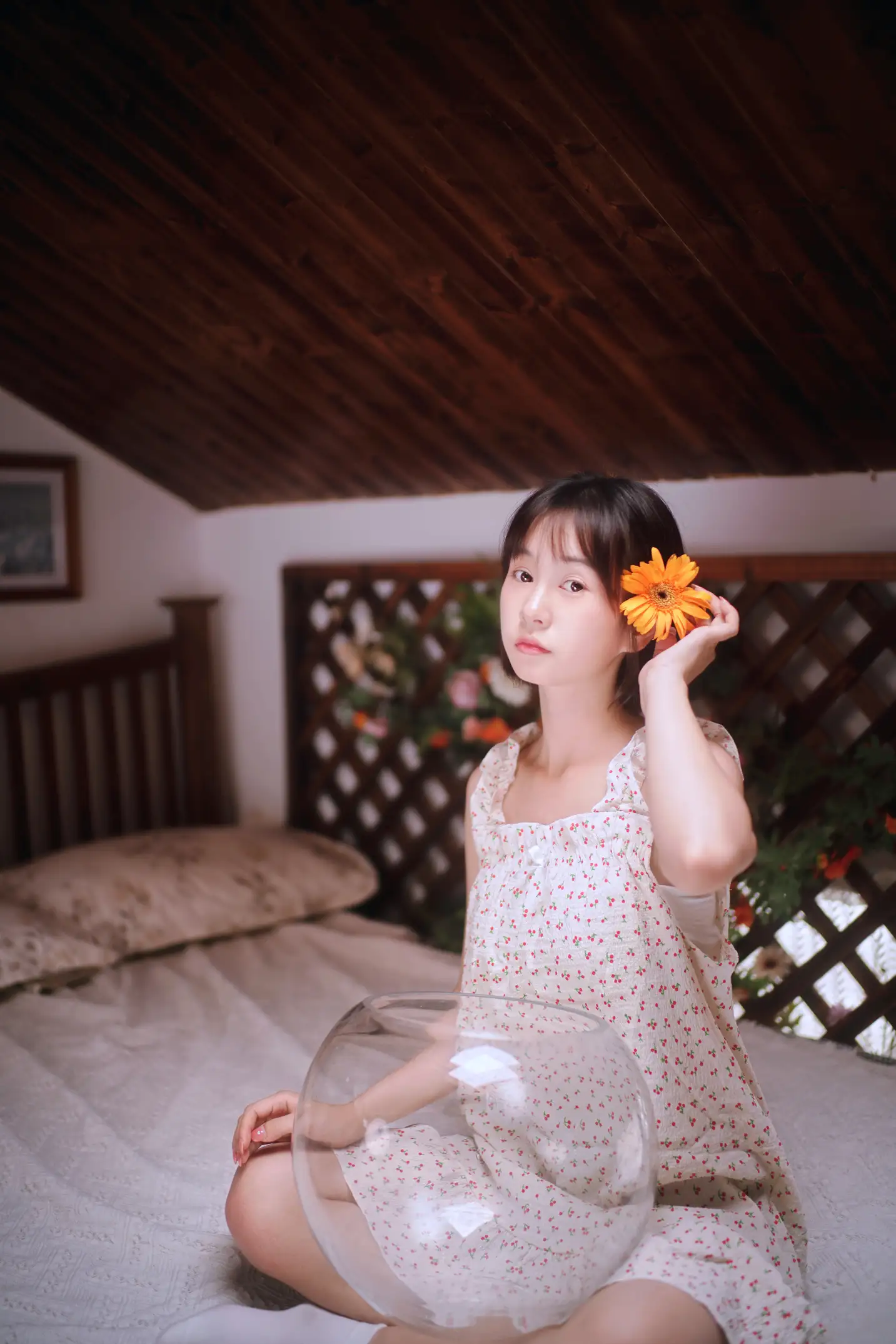 [艺图语] 2022.08.06 Vol.1636 – 疯狂的鱼缸是我的宇航服，我带上心爱的非洲菊去登月 小微#[29P]-6