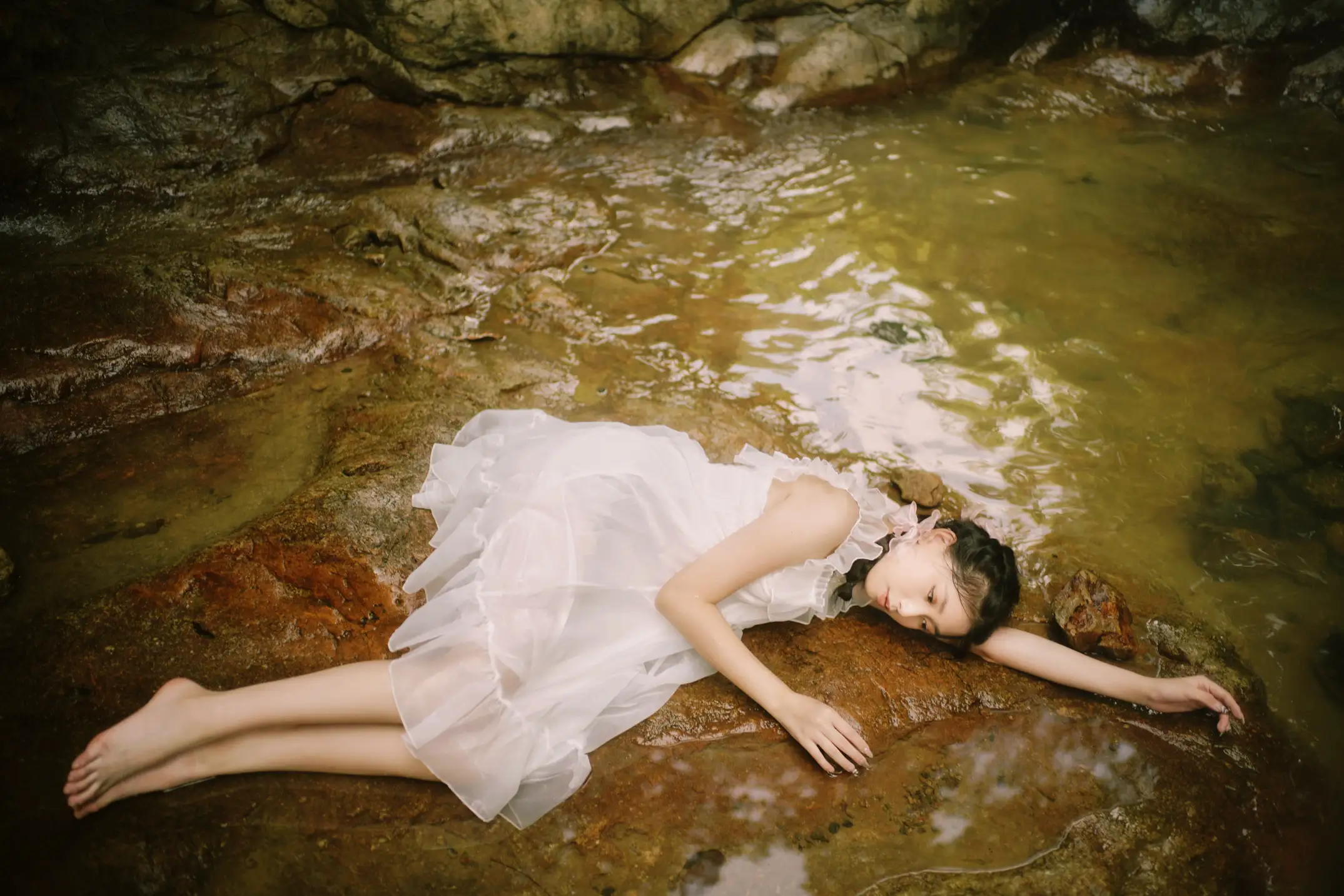 [艺图语] 2022.09.15 Vol.1959 – 溪流少女 小怡#[36P]-10