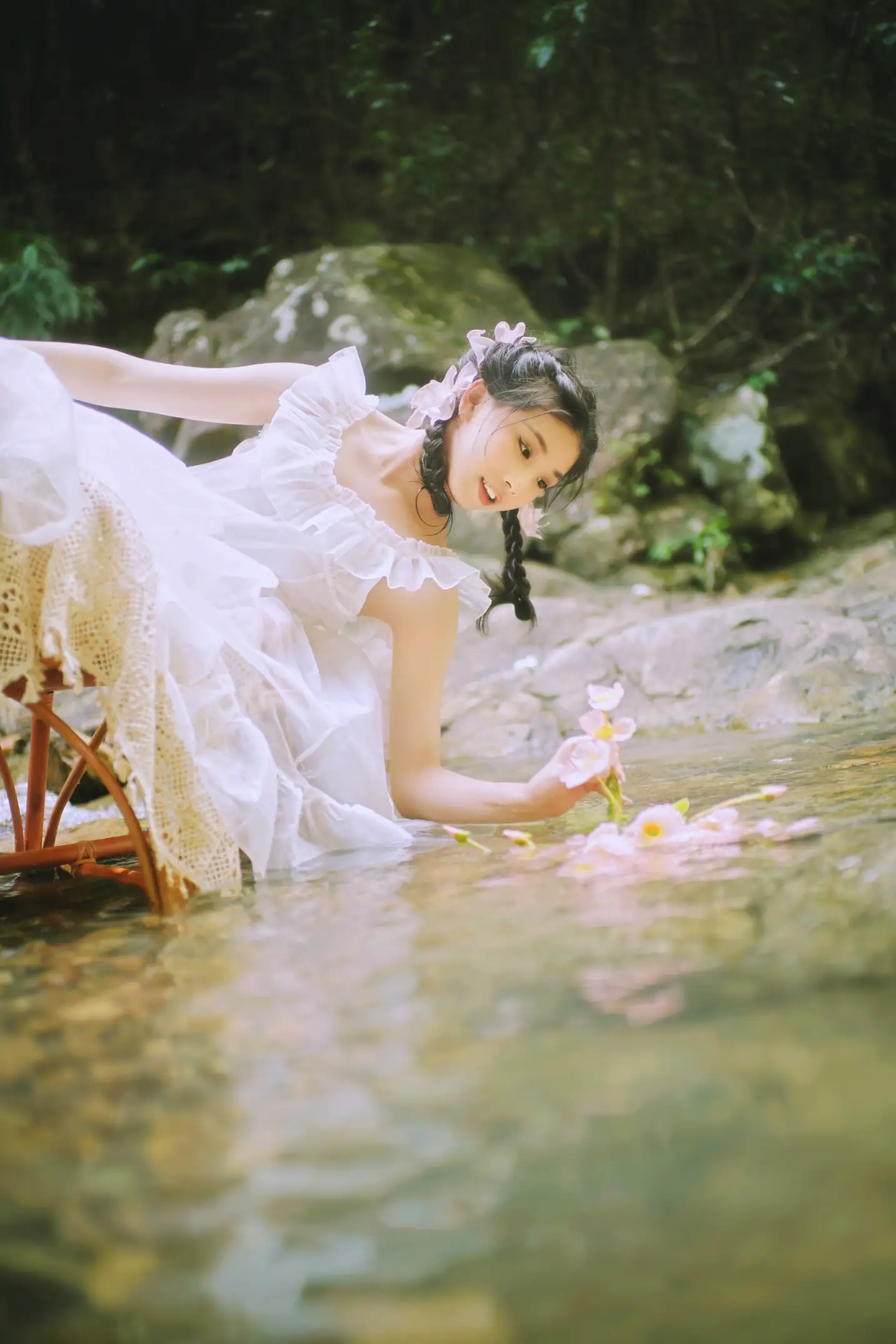 [艺图语] 2022.09.15 Vol.1959 – 溪流少女 小怡#[36P]-4