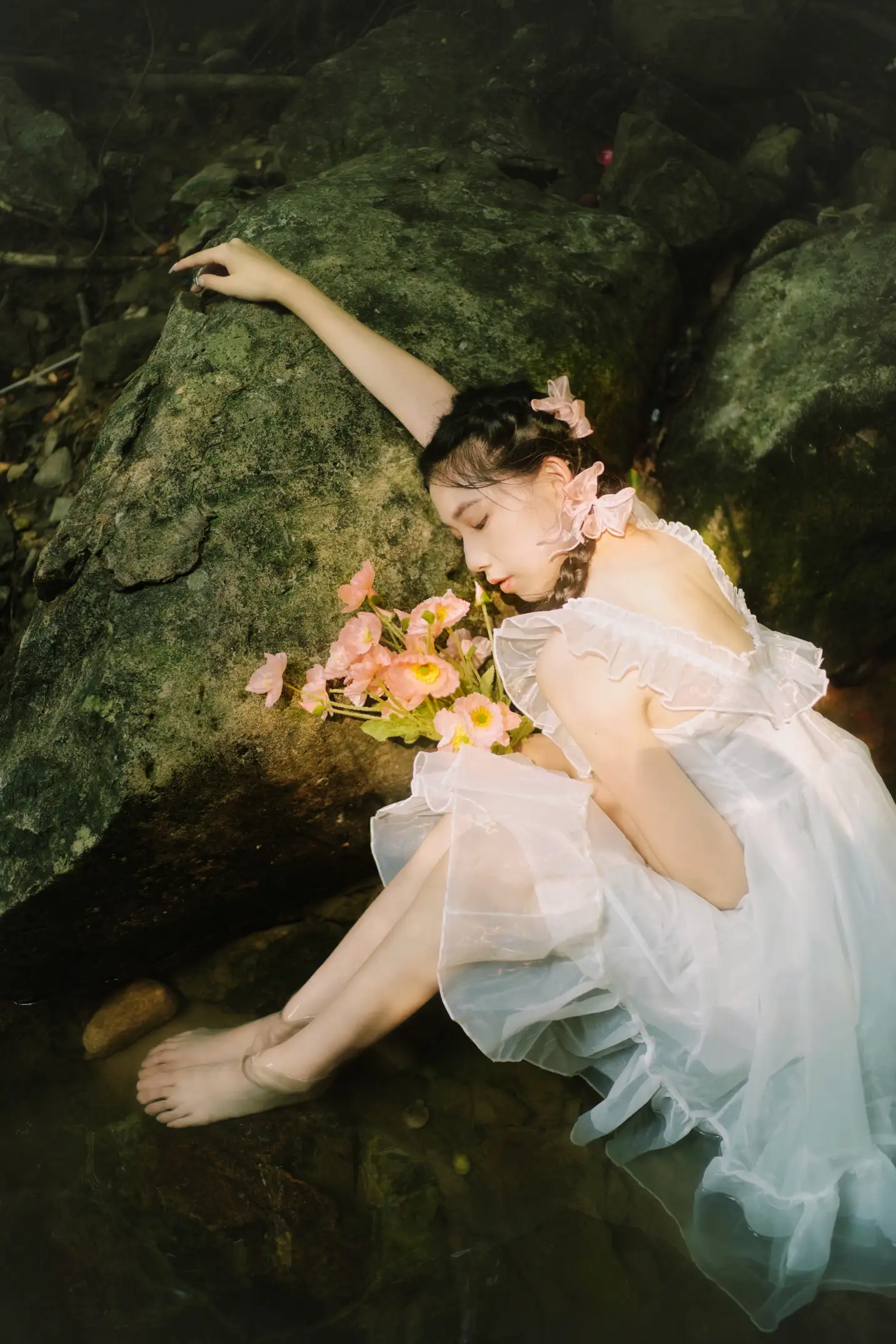 [艺图语] 2022.09.15 Vol.1959 – 溪流少女 小怡#[36P]-6