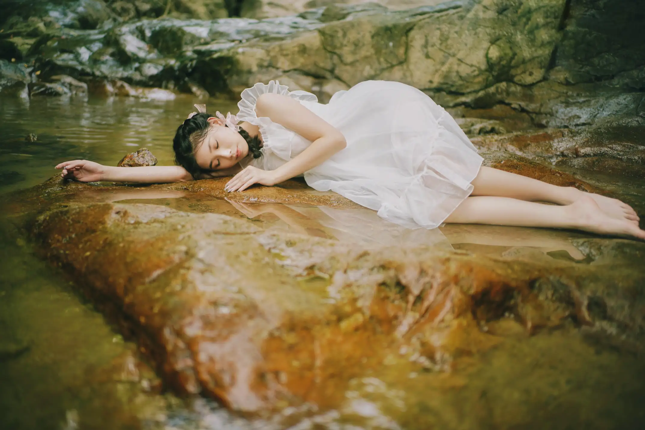 [艺图语] 2022.09.15 Vol.1959 – 溪流少女 小怡#[36P]-8