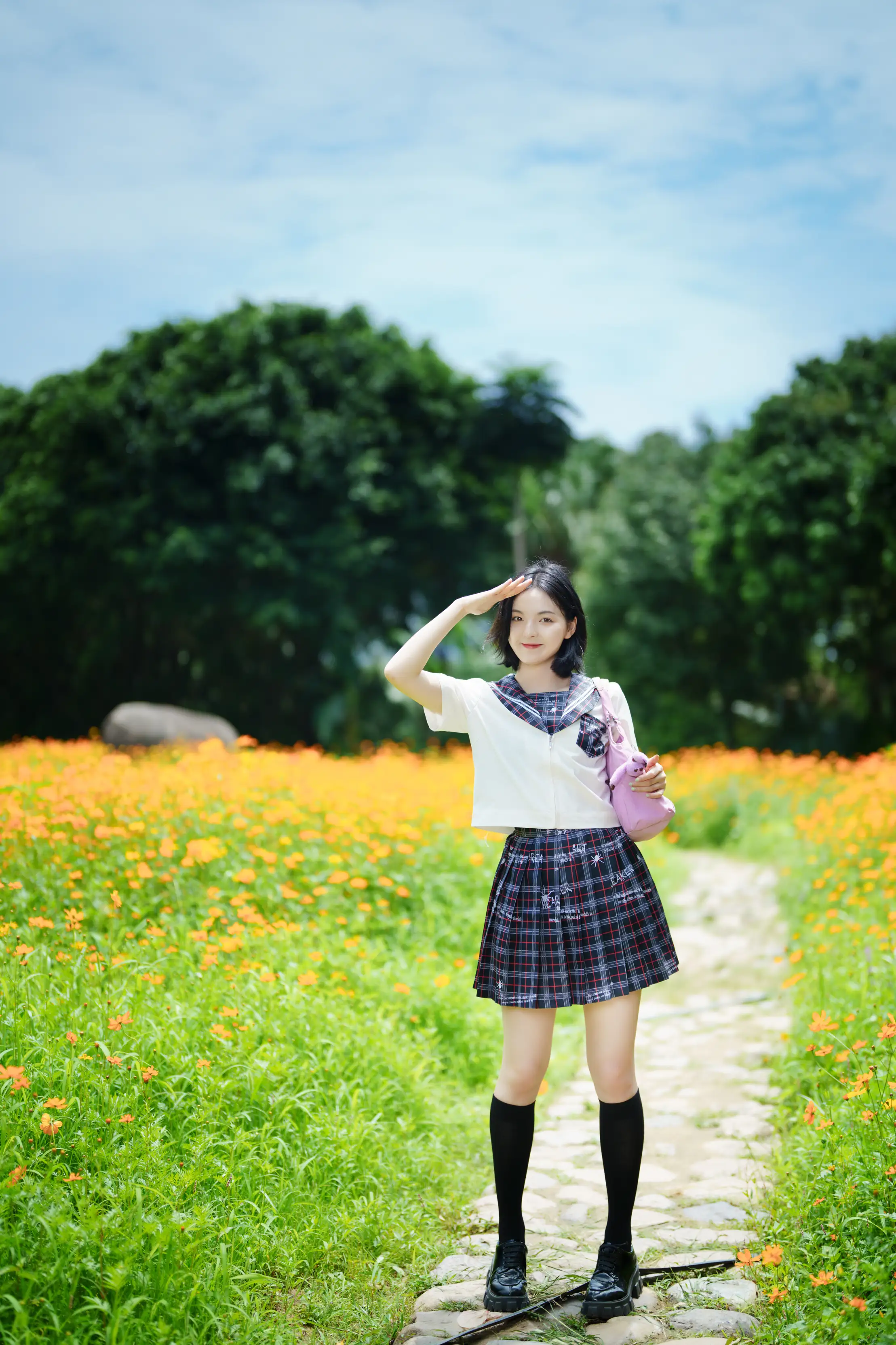 [艺图语] 2021.11.12 Vol.441 – 花田里的JK少女 dudu#[51P]-32