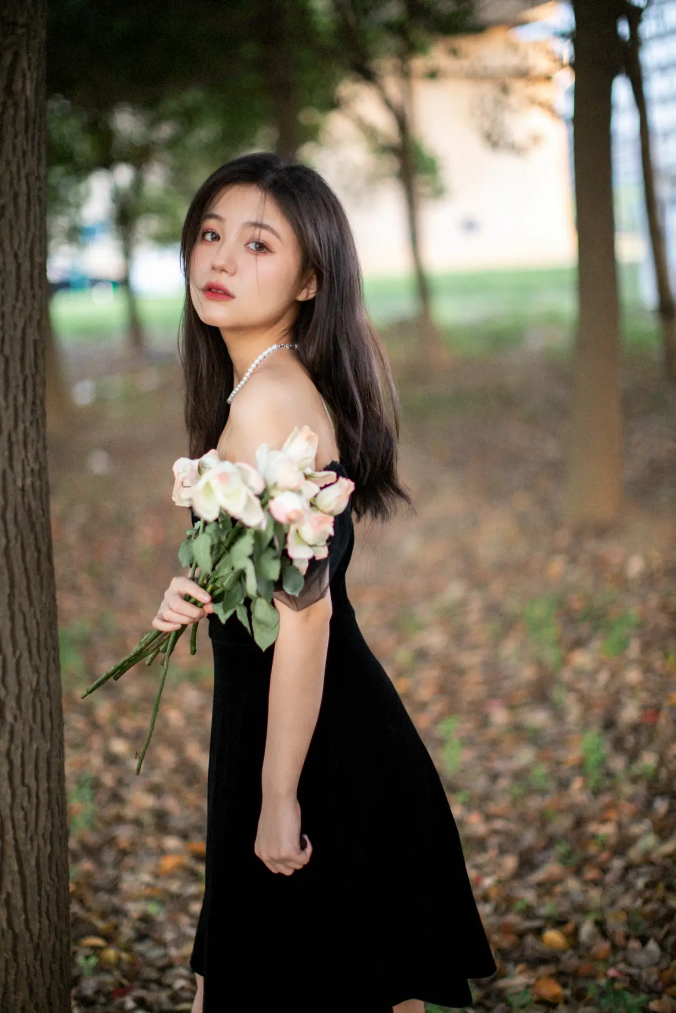 [艺图语] 2022.07.14 Vol.1475 – 少女与花 夏芸是只小考拉#[25P]-21