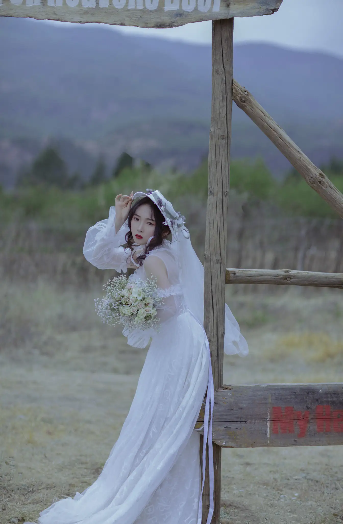 [艺图语] 2022.06.25 Vol.1289 – 为自己穿一次婚纱 月下桑小川#[33P]-3