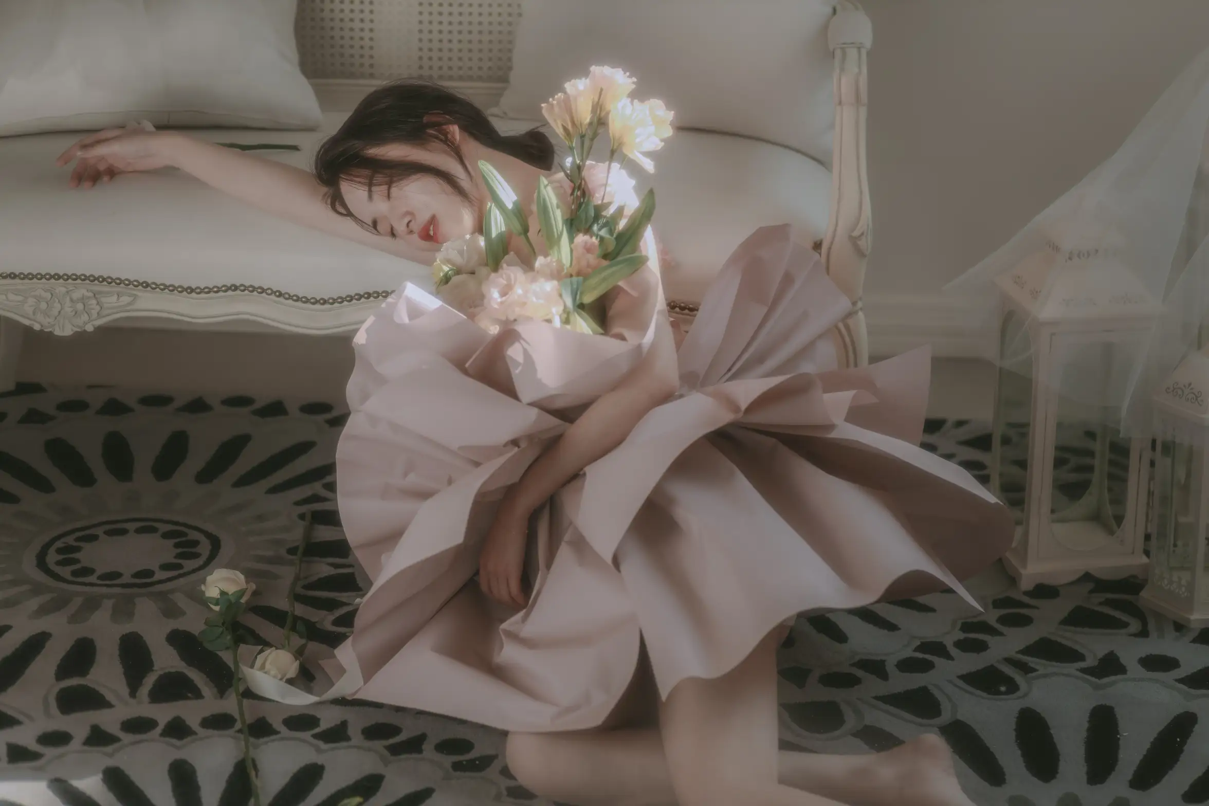 [艺图语] 2022.07.02 Vol.1353 – 花与少女 小朱#[36P]-21