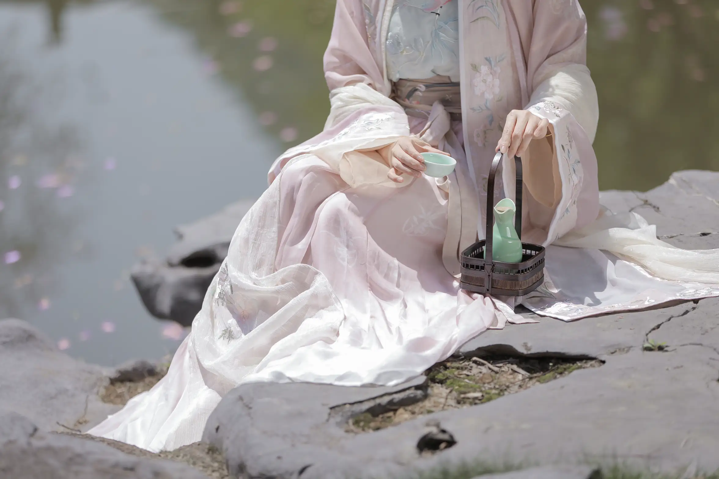 [艺图语] 2022.06.03 Vol.1070 – 落花风 酸辣湯兒#[27P]-10