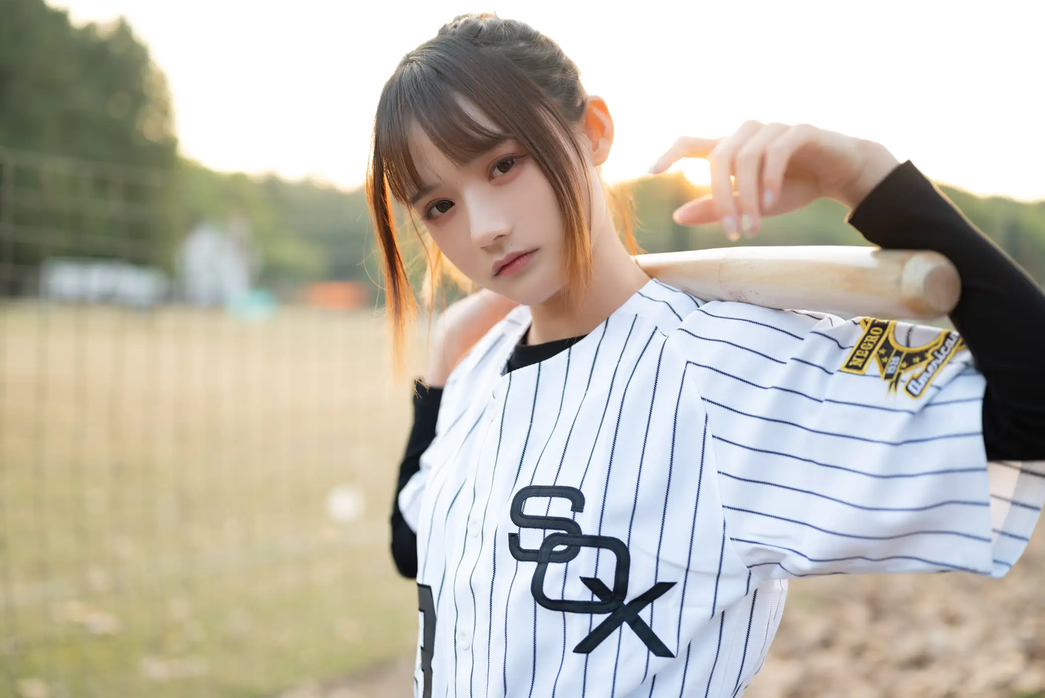 [艺图语] 2022.07.07 Vol.1401 – 棒球少女 兔子Zzz不吃胡萝卜#[37P]-23