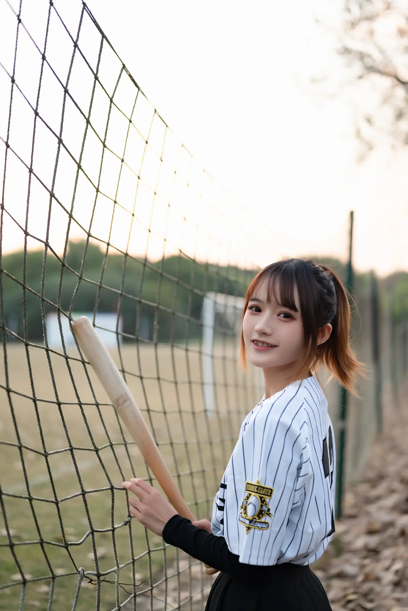 [艺图语] 2022.07.07 Vol.1401 – 棒球少女 兔子Zzz不吃胡萝卜#[37P]-24