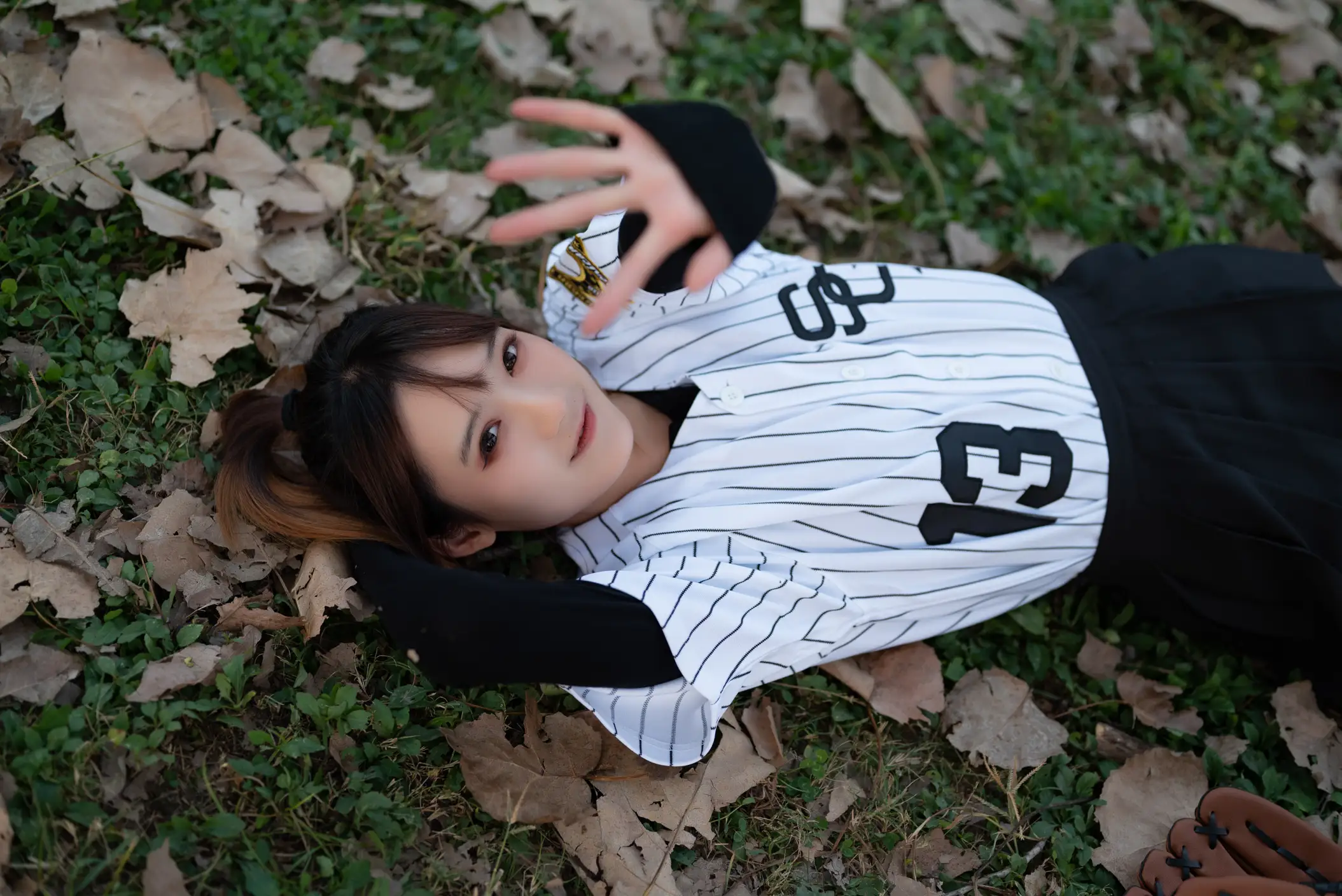 [艺图语] 2022.07.07 Vol.1401 – 棒球少女 兔子Zzz不吃胡萝卜#[37P]-29