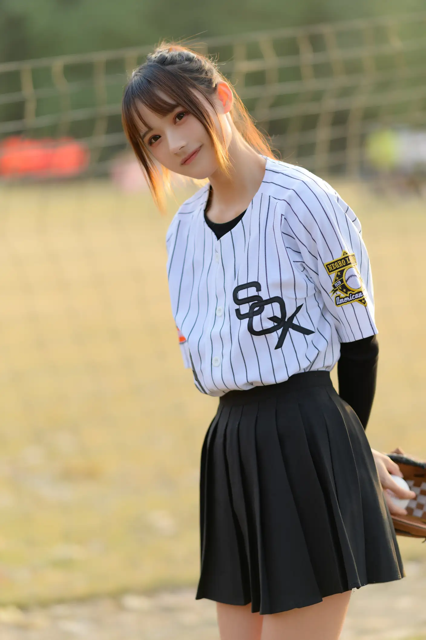 [艺图语] 2022.07.07 Vol.1401 – 棒球少女 兔子Zzz不吃胡萝卜#[37P]-32