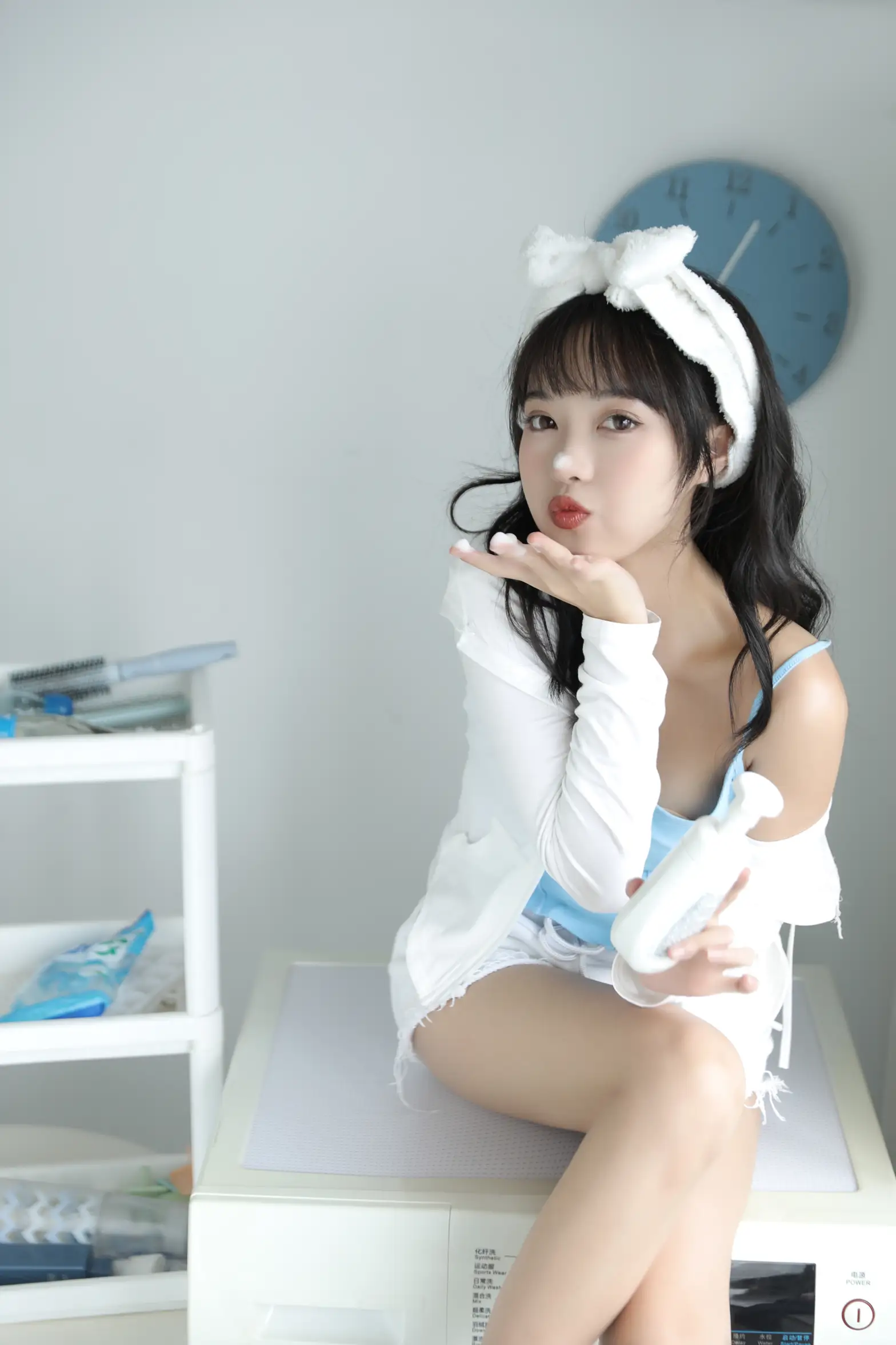 [艺图语] 2022.09.20 Vol.1999 – 夏日酣甜午后 小薇人儿#[37P]-4