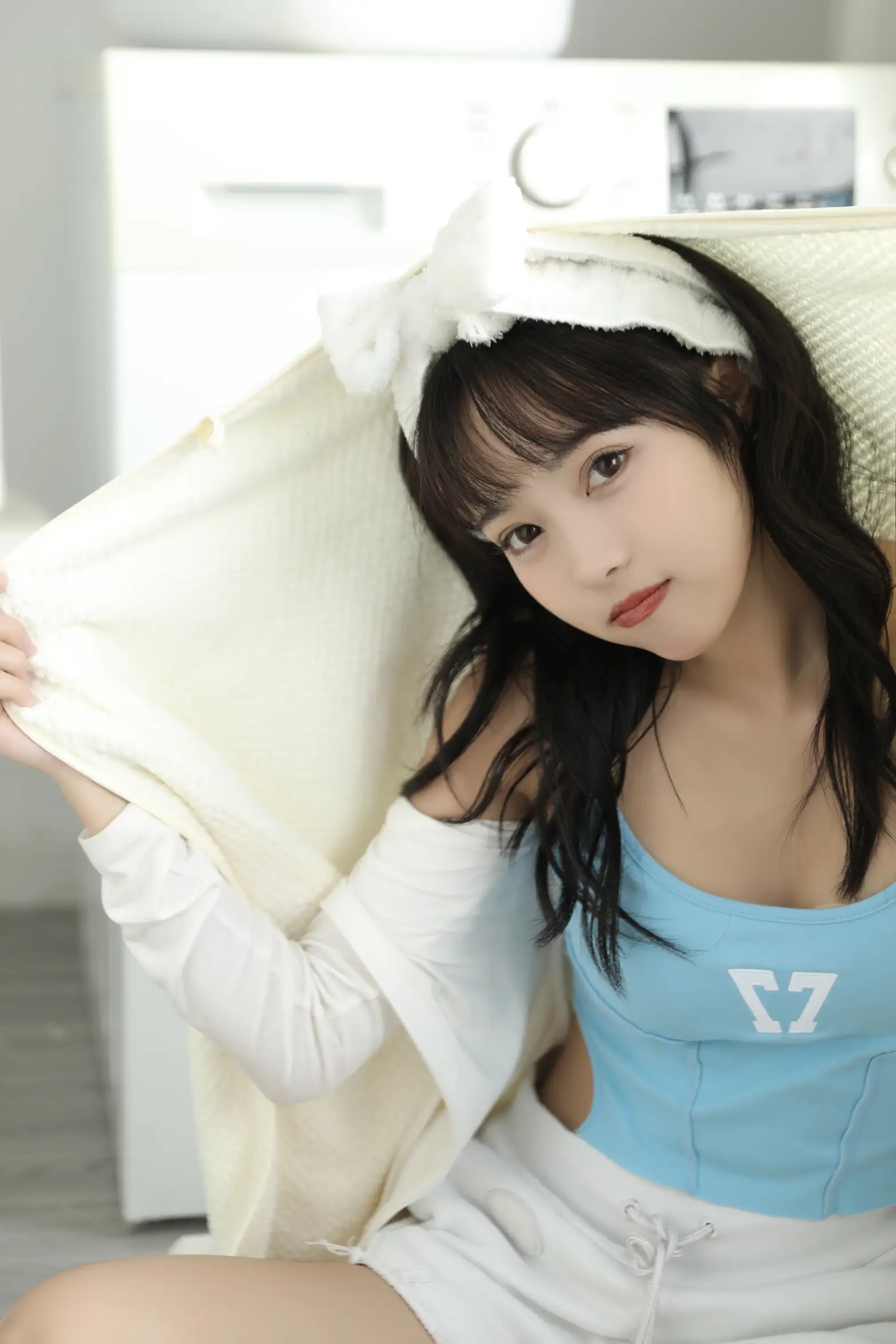 [艺图语] 2022.09.20 Vol.1999 – 夏日酣甜午后 小薇人儿#[37P]-1