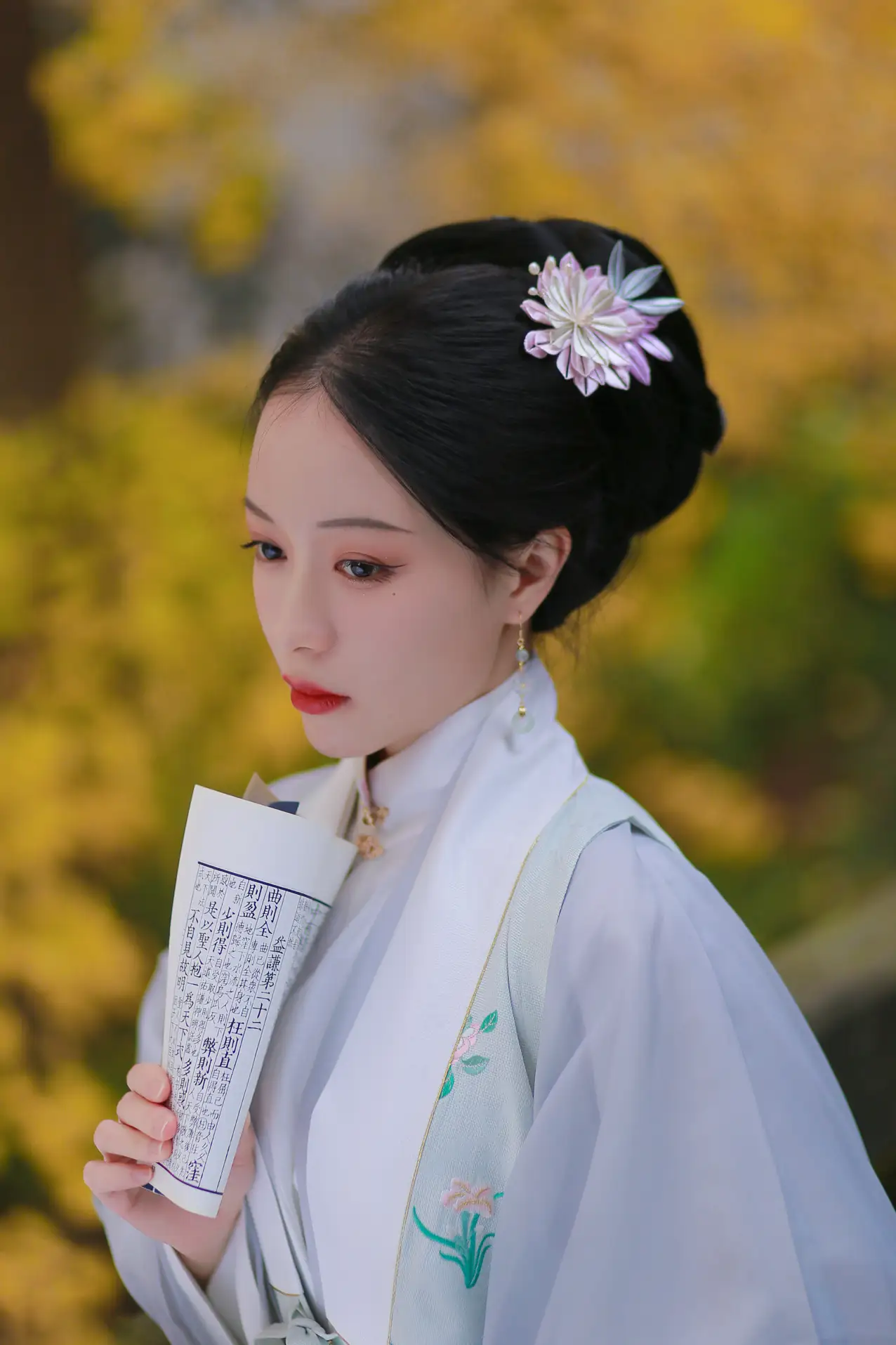 [艺图语] 2022.02.17 Vol.816 – 银杏歌 花泽阮阮#[35P]-2