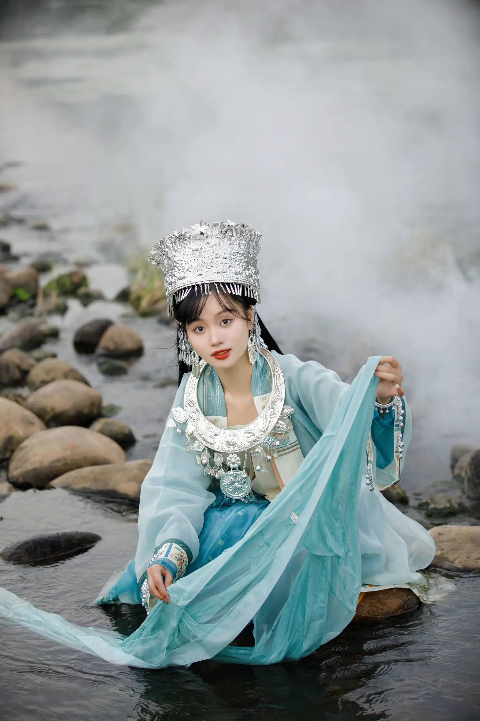[艺图语] 2022.09.09 Vol.1906 – 苗疆少女 王大可#[22P]-16