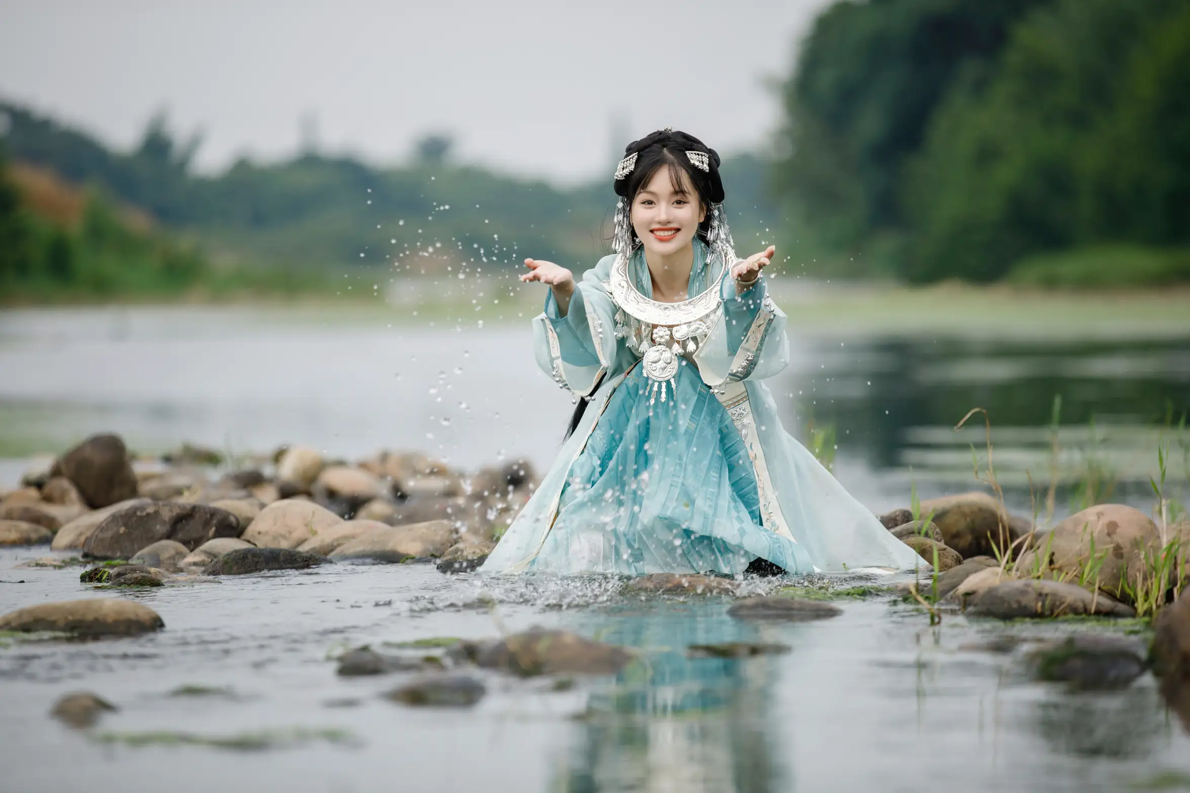 [艺图语] 2022.09.09 Vol.1906 – 苗疆少女 王大可#[22P]-5