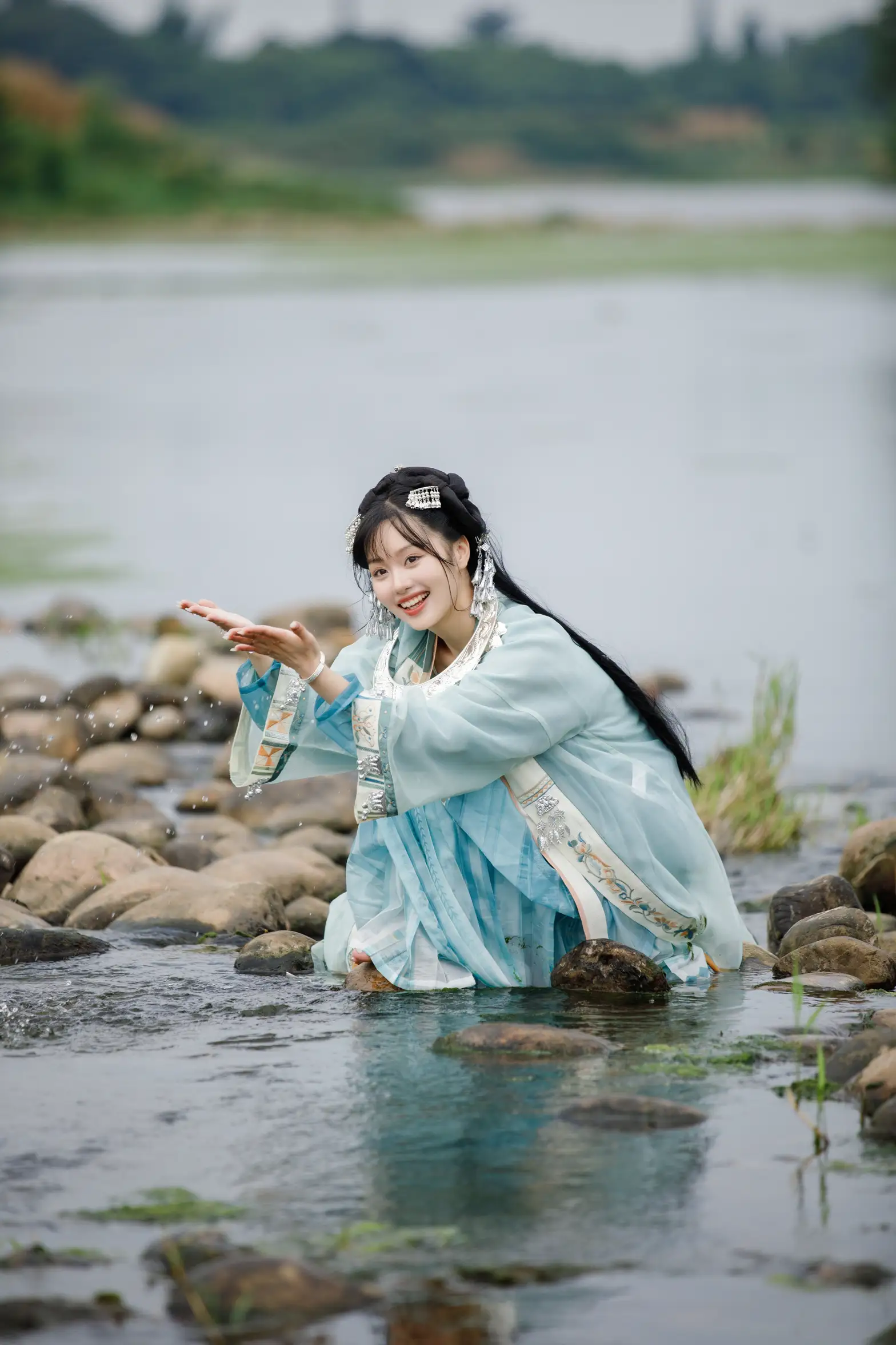 [艺图语] 2022.09.09 Vol.1906 – 苗疆少女 王大可#[22P]-9