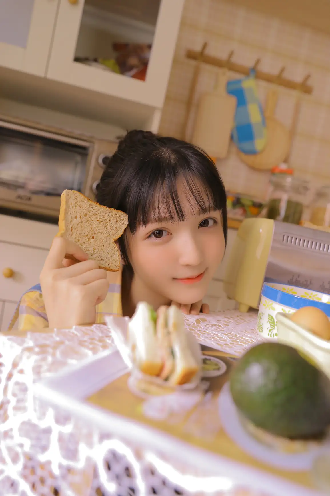 [艺图语] 2022.07.27 Vol.1551 – 今日小厨娘 金迪-Vivian#[26P]-1