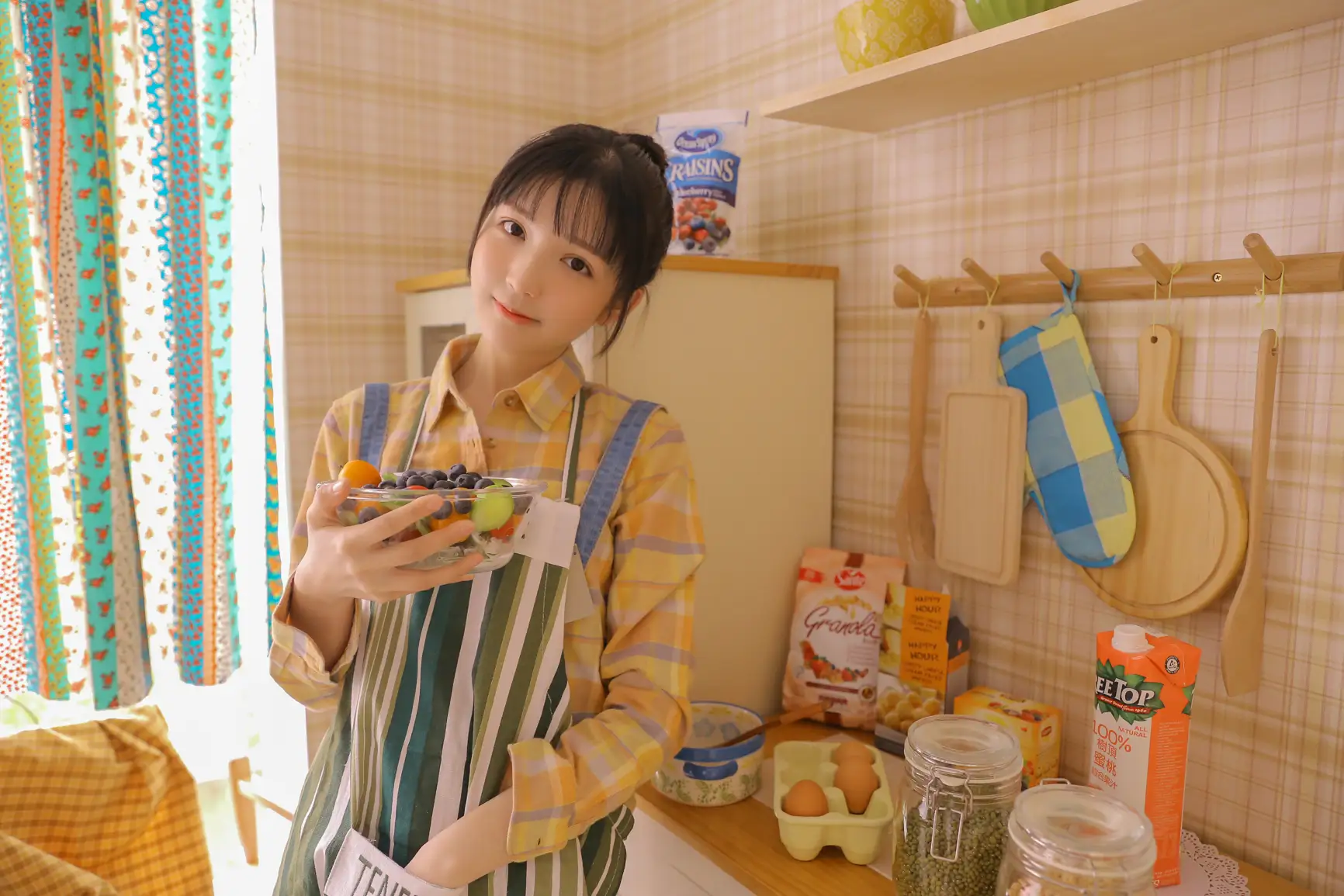 [艺图语] 2022.07.27 Vol.1551 – 今日小厨娘 金迪-Vivian#[26P]-9