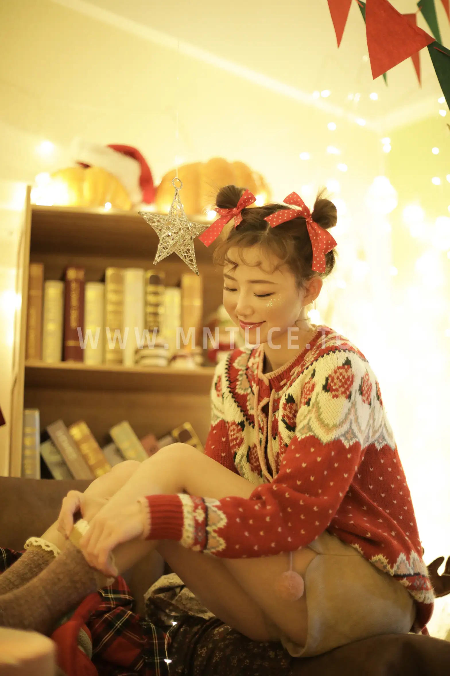 [艺图语] 2022.09.04 Vol.1867 – 你的圣诞小精灵 宝儿#[43P]-18