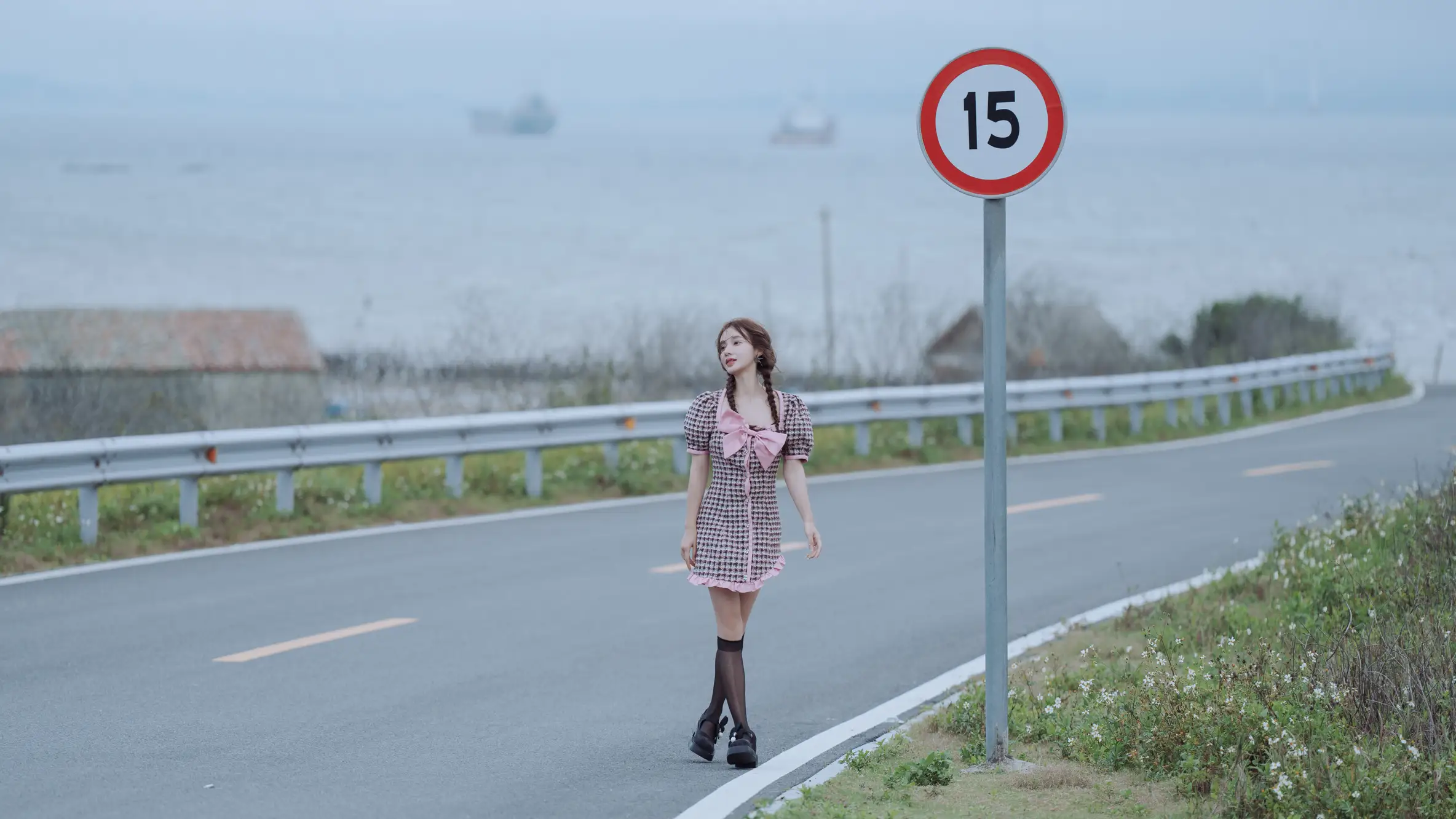 [艺图语] 2022.08.08 Vol.1658 – 最美环岛公路 姝雯同学#[40P]-24
