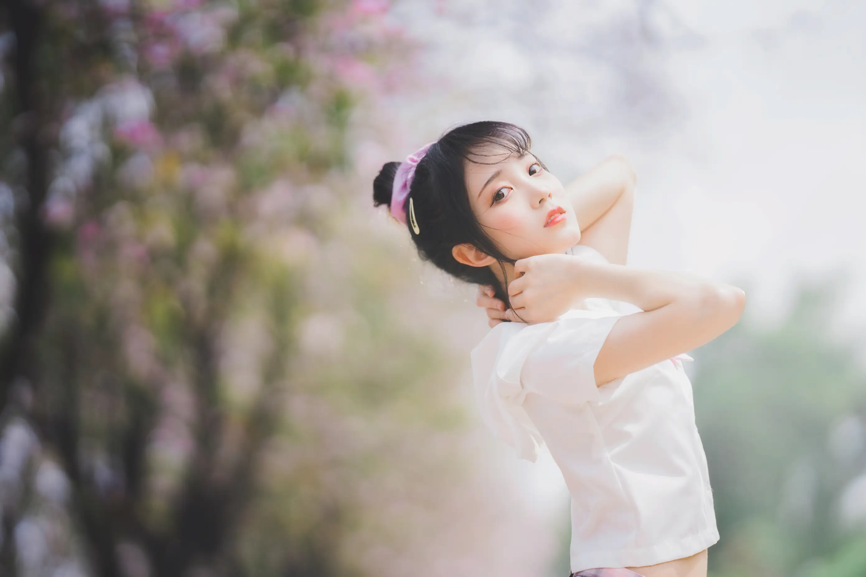 [艺图语] 2022.06.21 Vol.1244 – 花与少女 思涼poi#[35P]-12