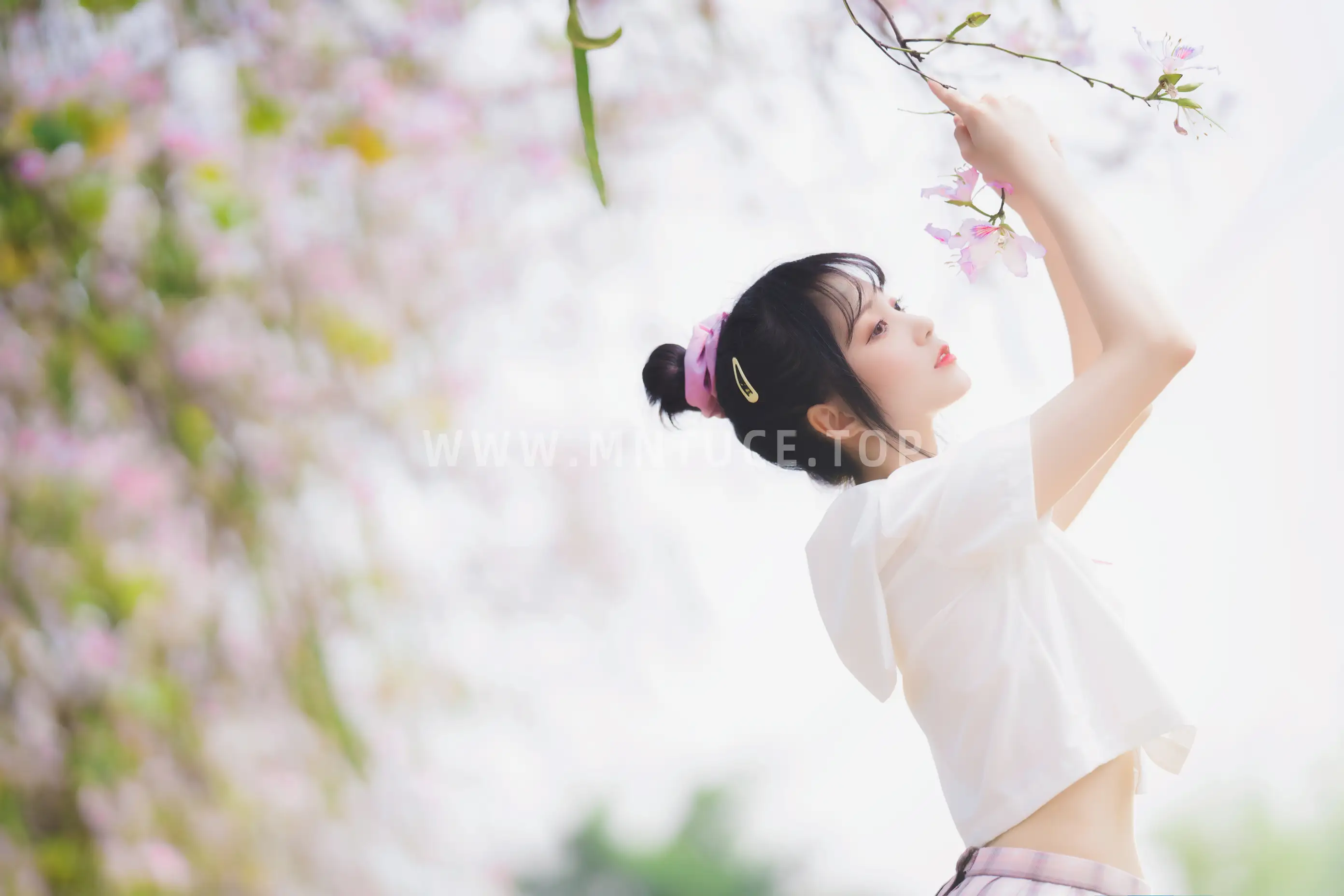 [艺图语] 2022.06.21 Vol.1244 – 花与少女 思涼poi#[35P]-19