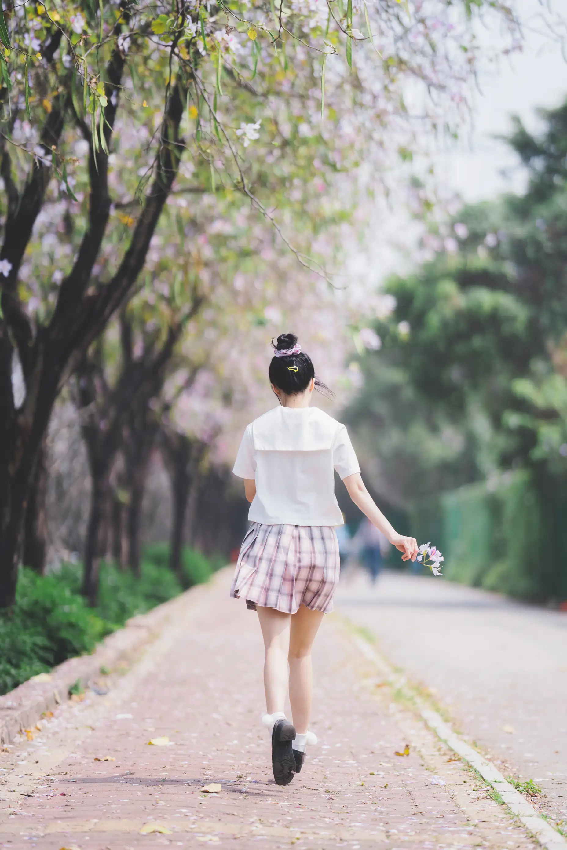 [艺图语] 2022.06.21 Vol.1244 – 花与少女 思涼poi#[35P]-29
