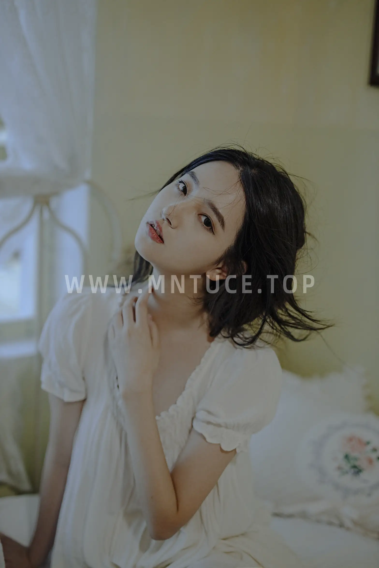 [艺图语] 2022.08.10 Vol.1669 – 蓝卷珠帘 幽灵胡子#[27P]-18