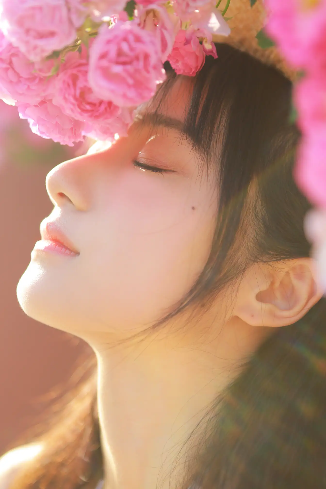 [艺图语] 2022.05.18 Vol.0917 – 蔷薇迟开 月半了吧#[28P]-18