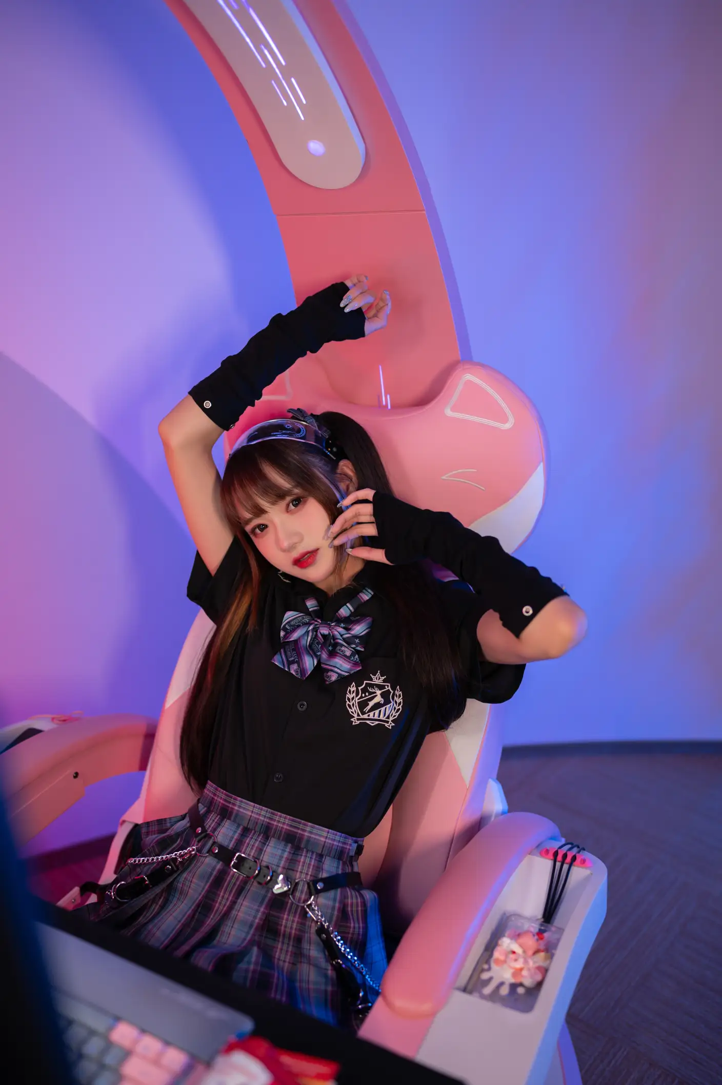 [艺图语] 2022.06.09 Vol.1123 – 电竞少女 兔子Zzz不吃胡萝卜#[22P]-21