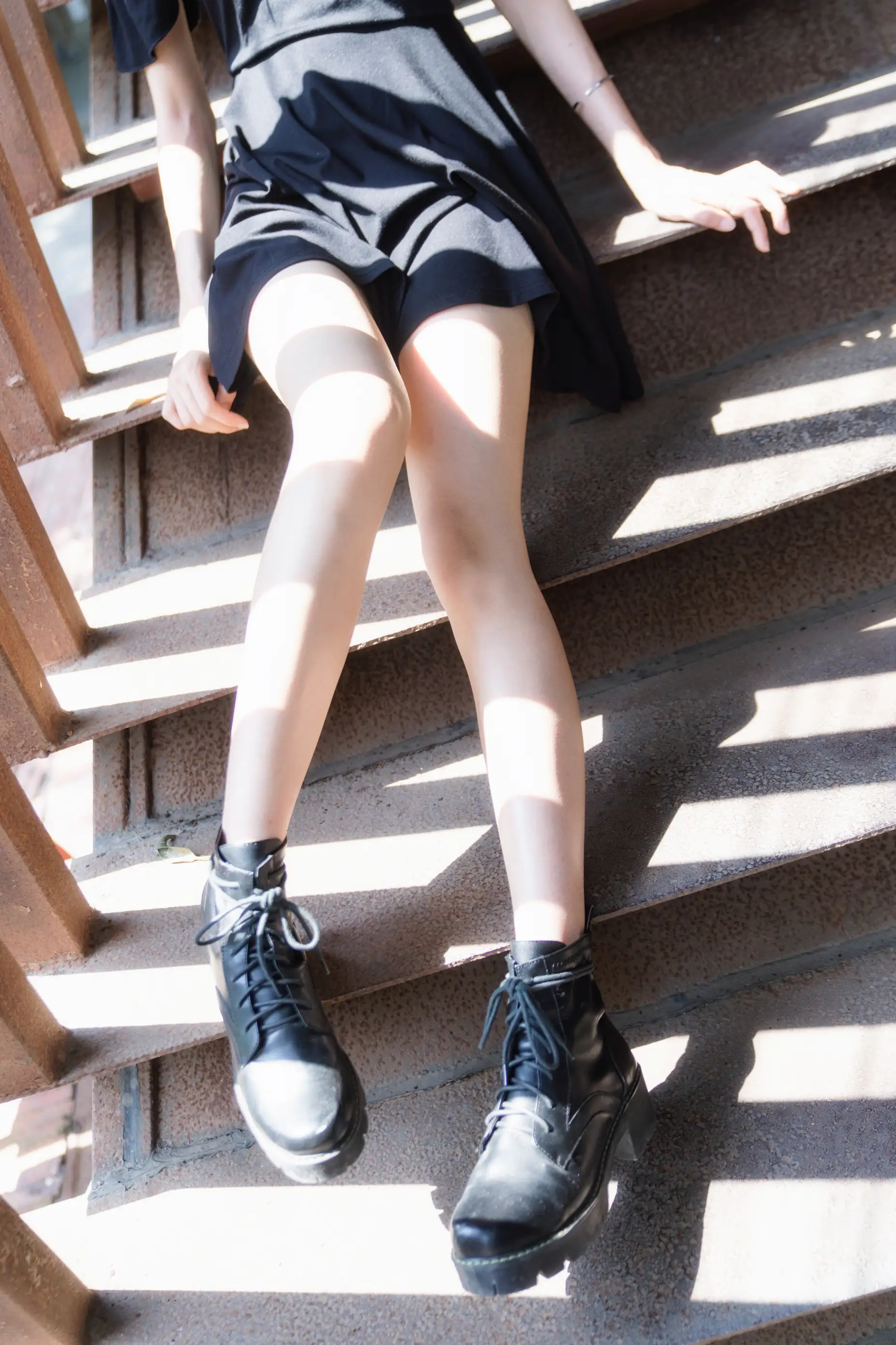 [艺图语] 2022.05.12 Vol.857 – 黑色魅惑 木棉棉OwO#[24P]-24