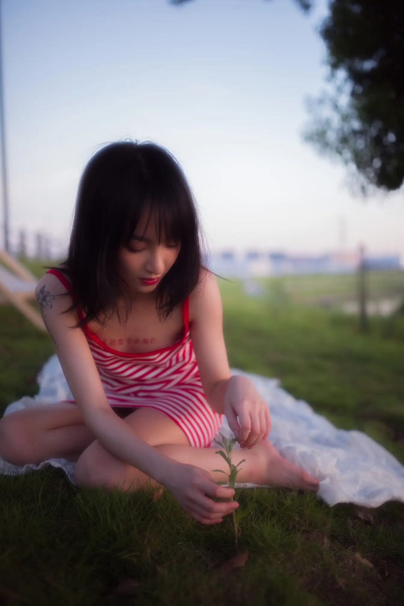 [艺图语] 2022.02.03 Vol.743 – 黄昏午后 虾虾#[54P]-35