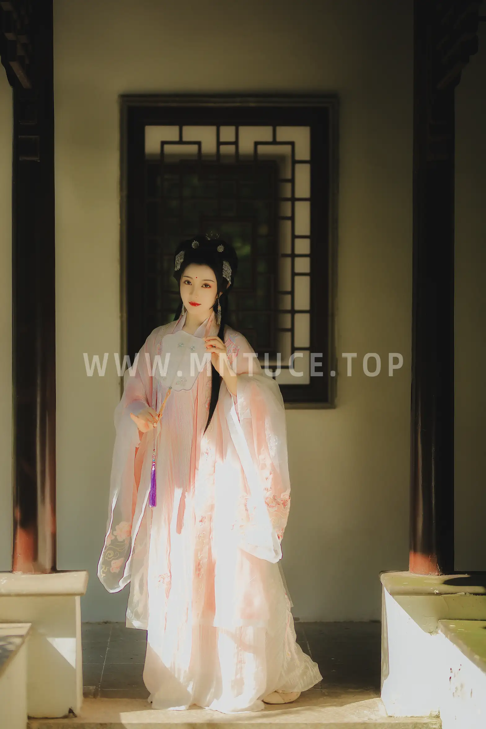 [艺图语] 2021.09.01 Vol.212 – 吟花酿 佚名#[20P]-18