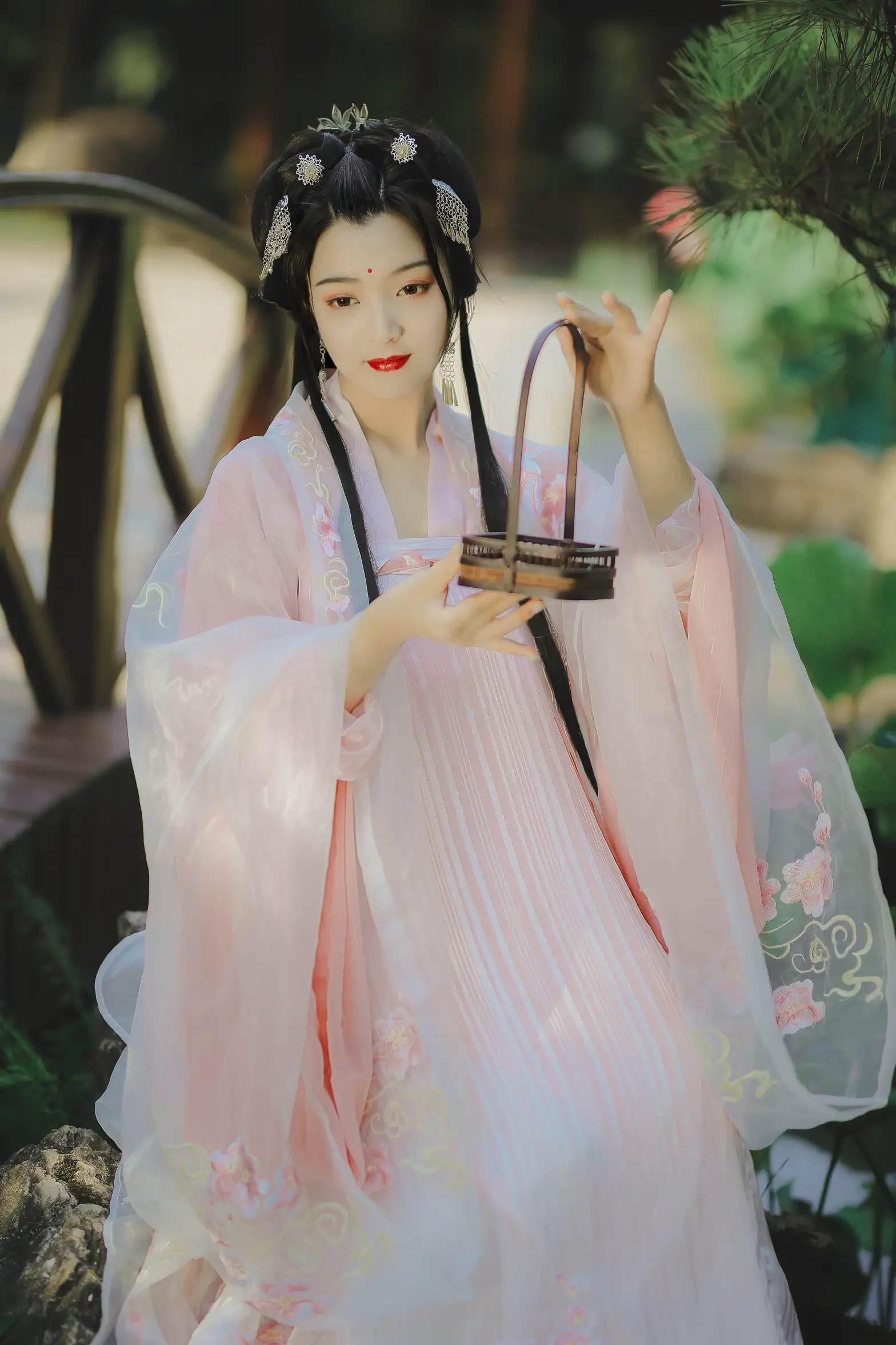 [艺图语] 2021.09.01 Vol.212 – 吟花酿 佚名#[20P]-19