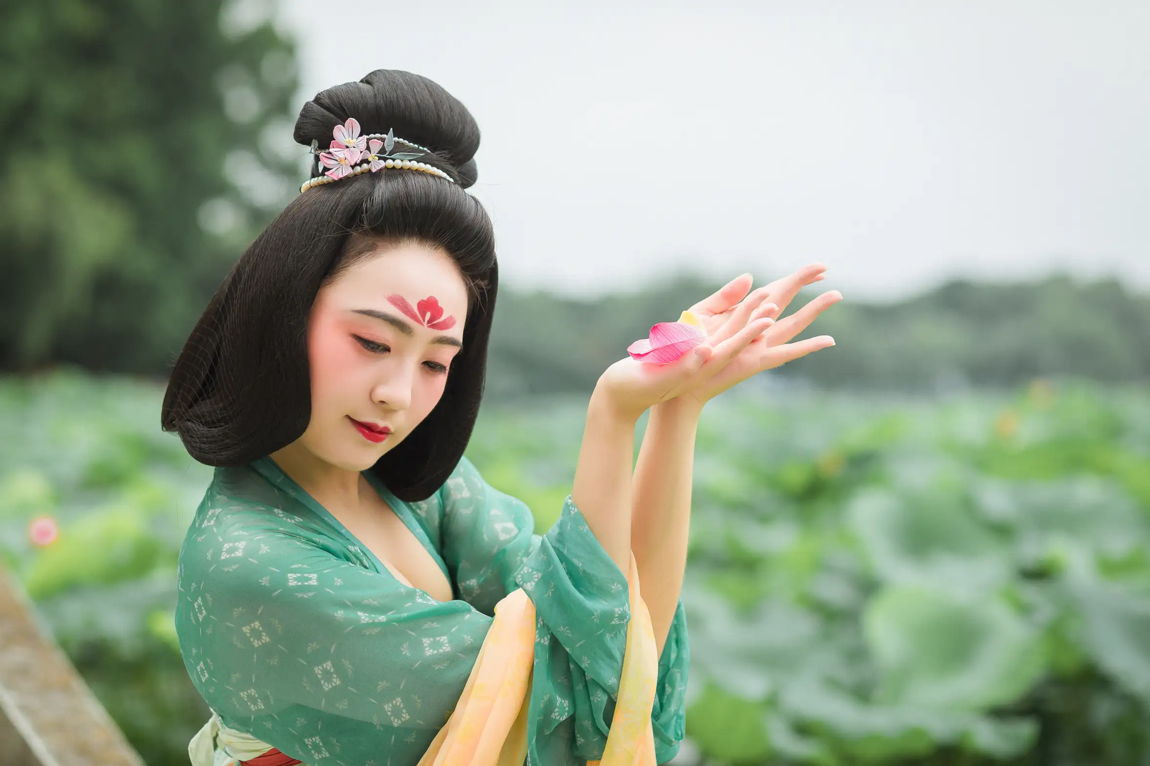 [艺图语] 2022.01.14 Vol.643 – 荷 徐悦尔#[23P]-18