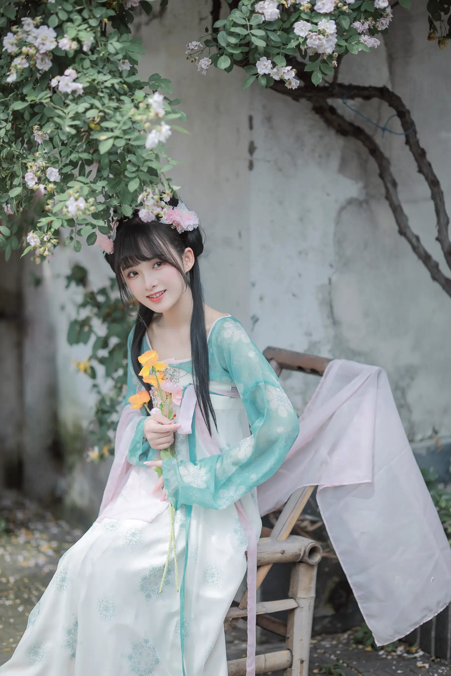 [艺图语] 2022.06.14 Vol.1175 – 渐开荷芰落蔷薇 莉莉崽w#[20P]-7