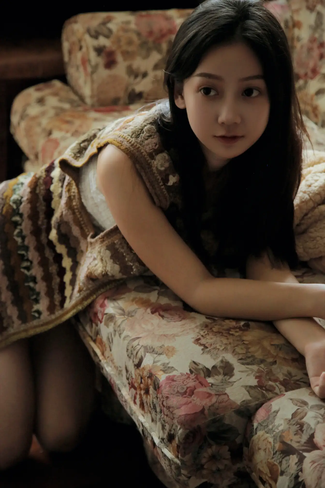 [艺图语] 2022.11.15 Vol.2445 – 怦然心动 可爱周zz#[27P]-5