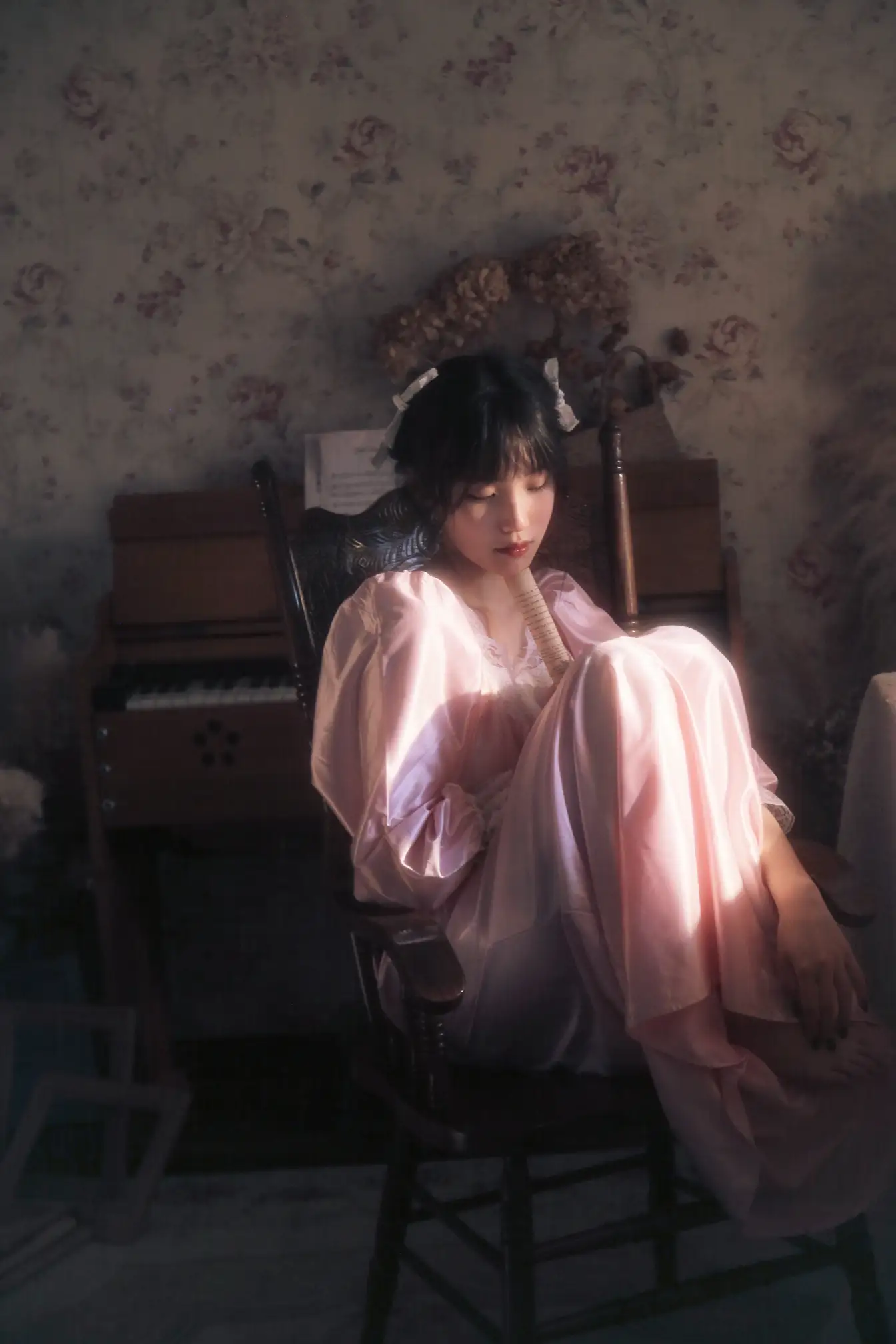 [艺图语] 2022.11.17 Vol.2464 – 油画风少女 echo#[22P]-6