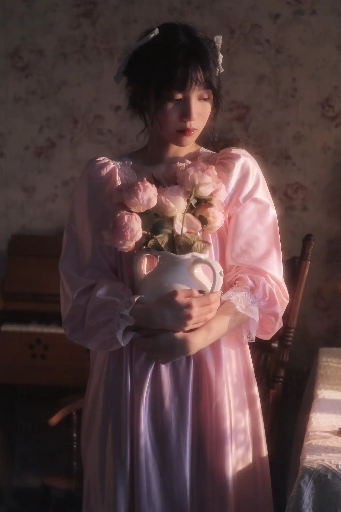 [艺图语] 2022.11.17 Vol.2464 – 油画风少女 echo#[22P]-8