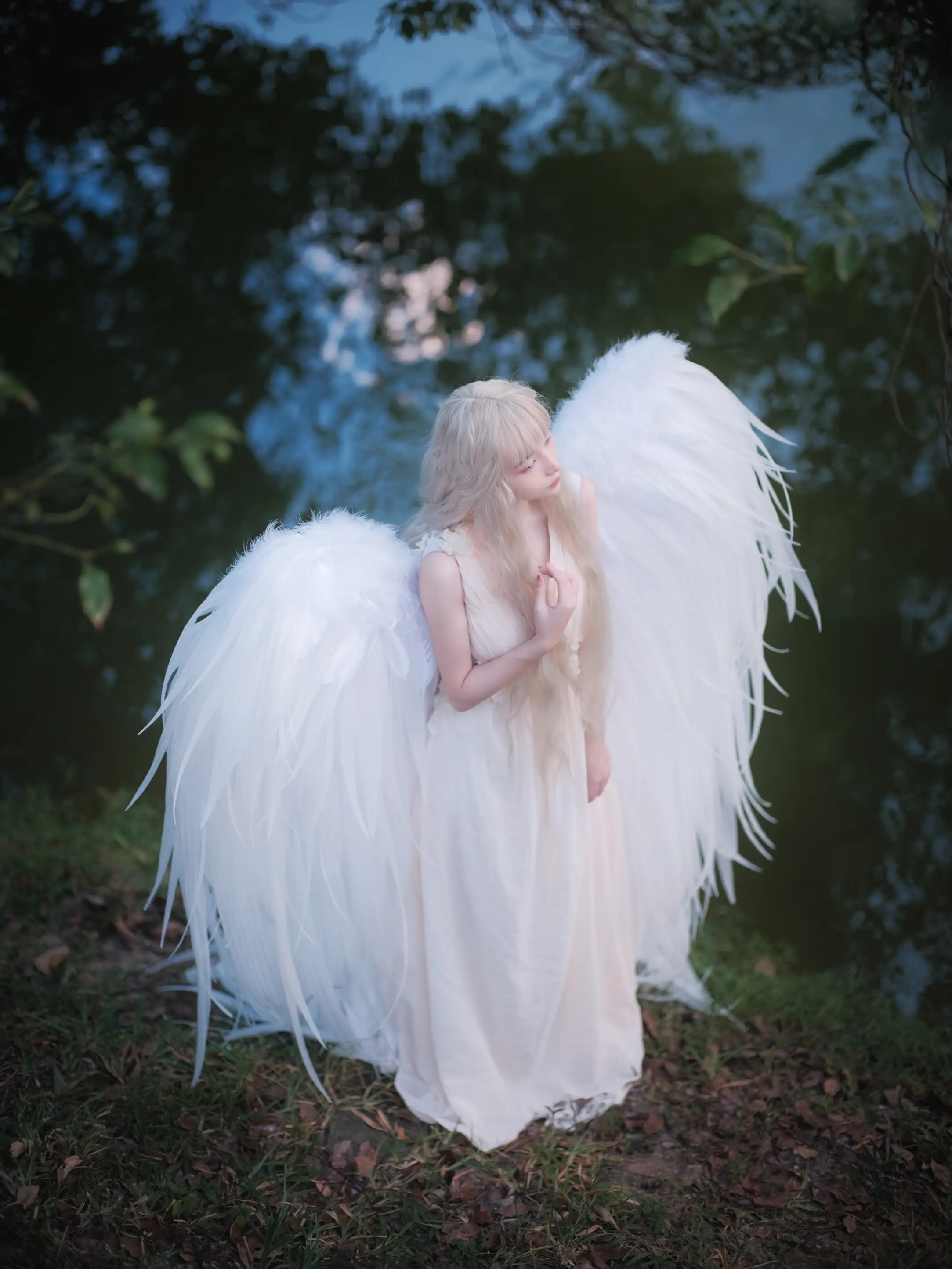 [YITUYU] 2022.11.11 Vol.2410 – The angel who fell to earth Autumn water#[47P]-1